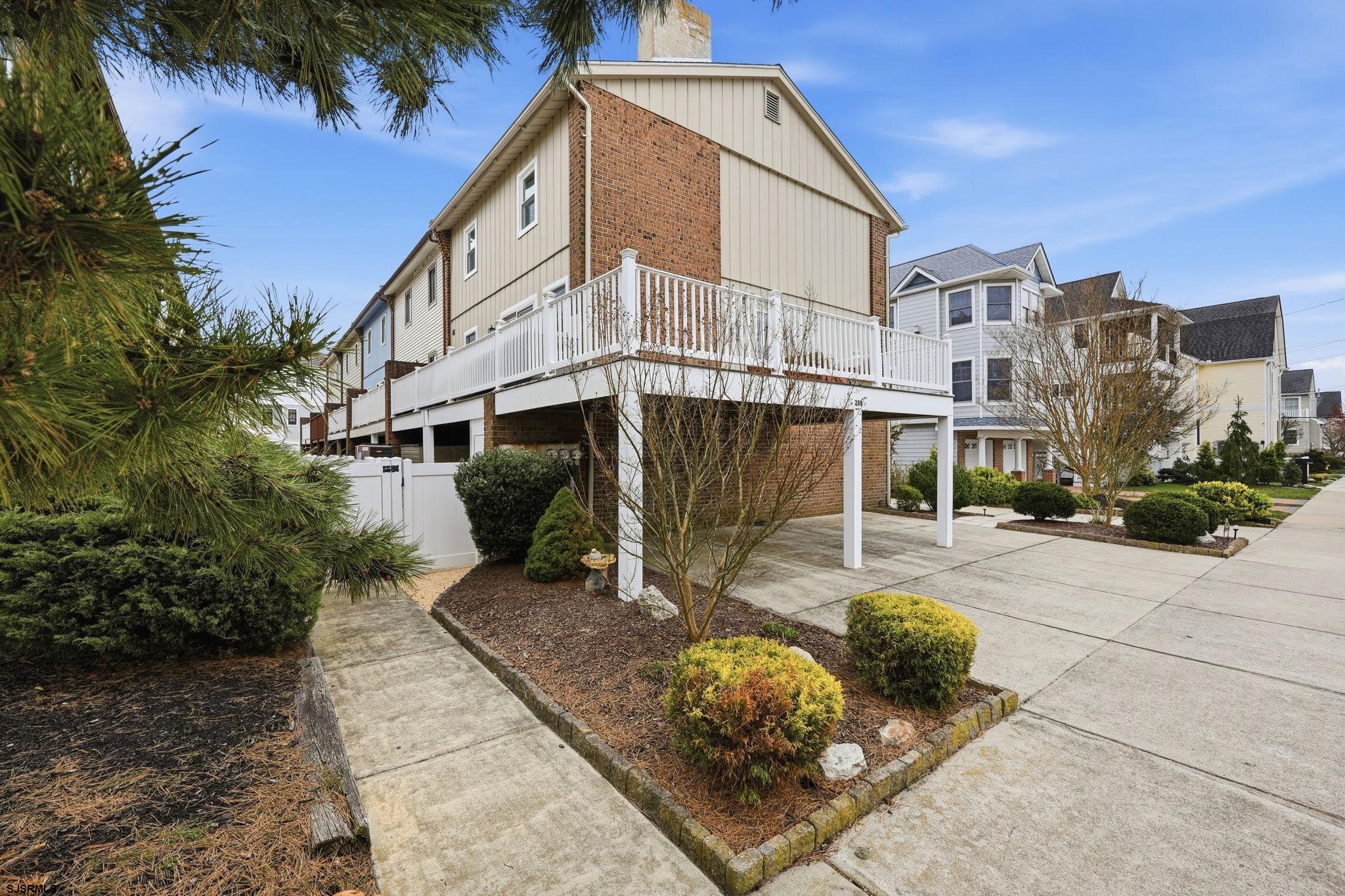 28 N Washington Avenue