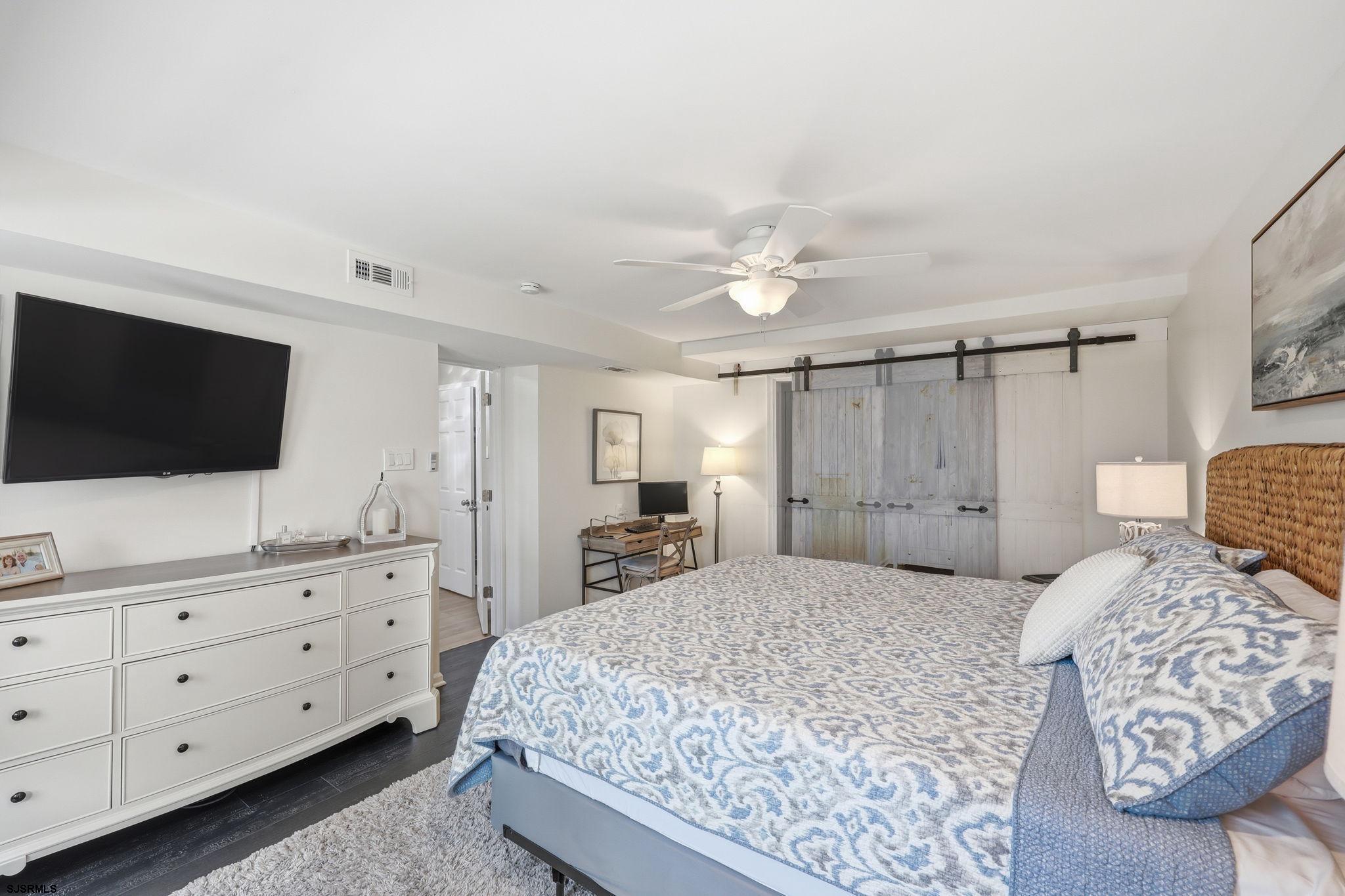 28 N Washington Avenue