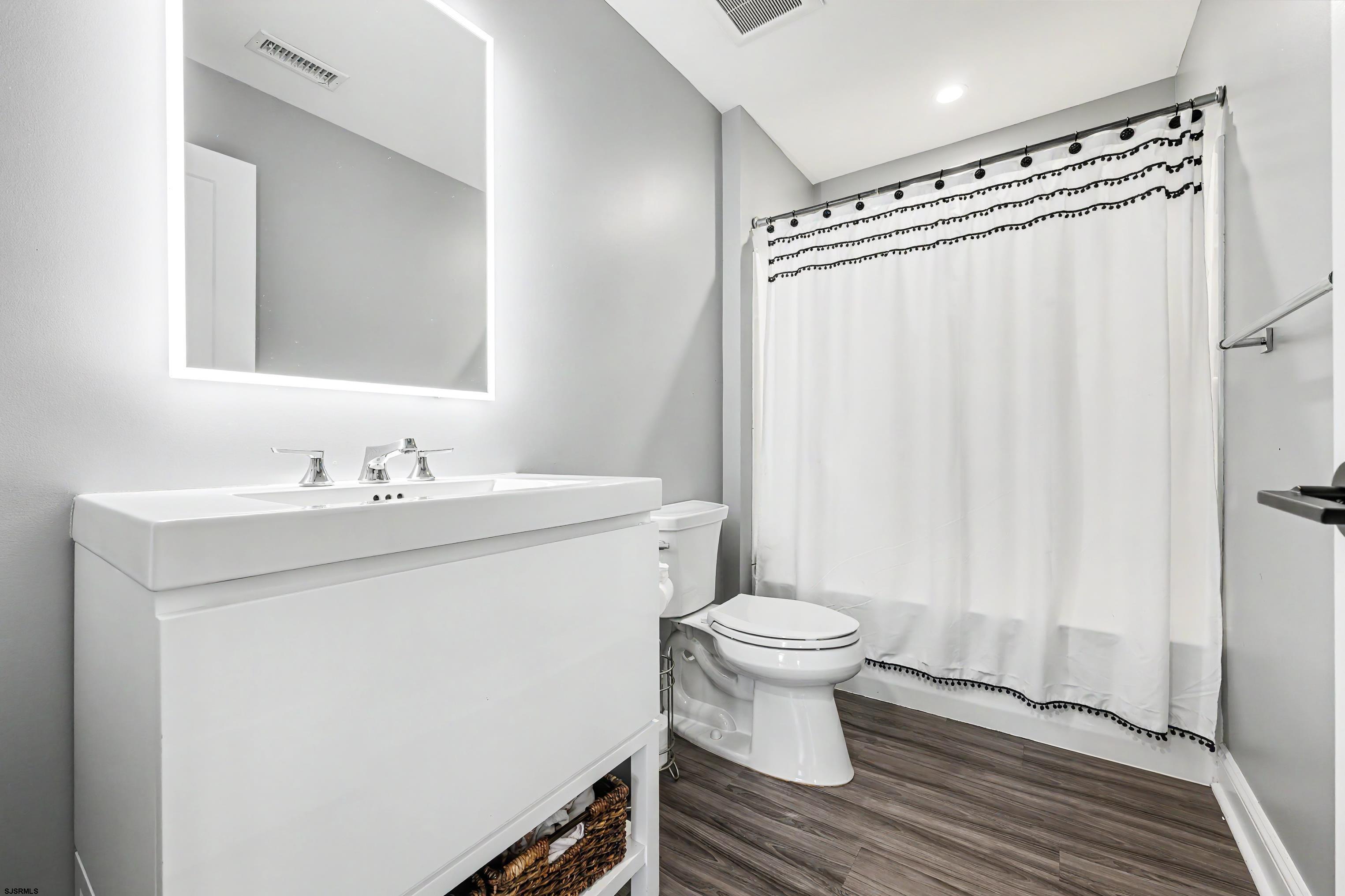 49 Weeping Willow Cir