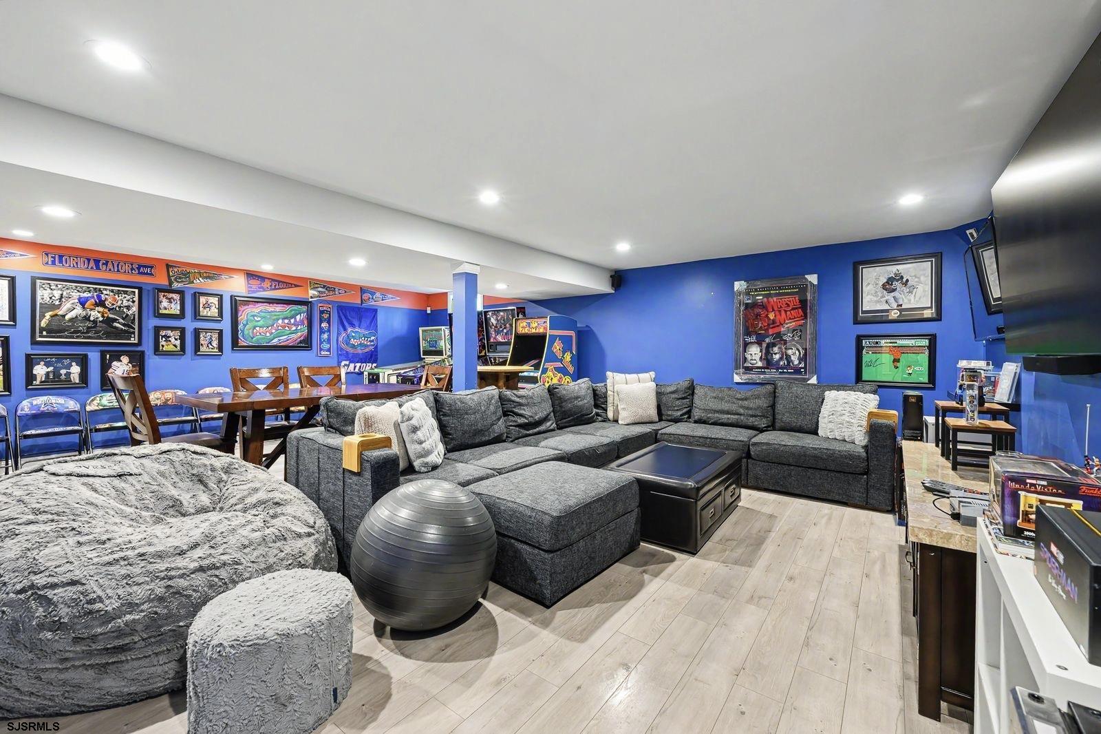 49 Weeping Willow Cir