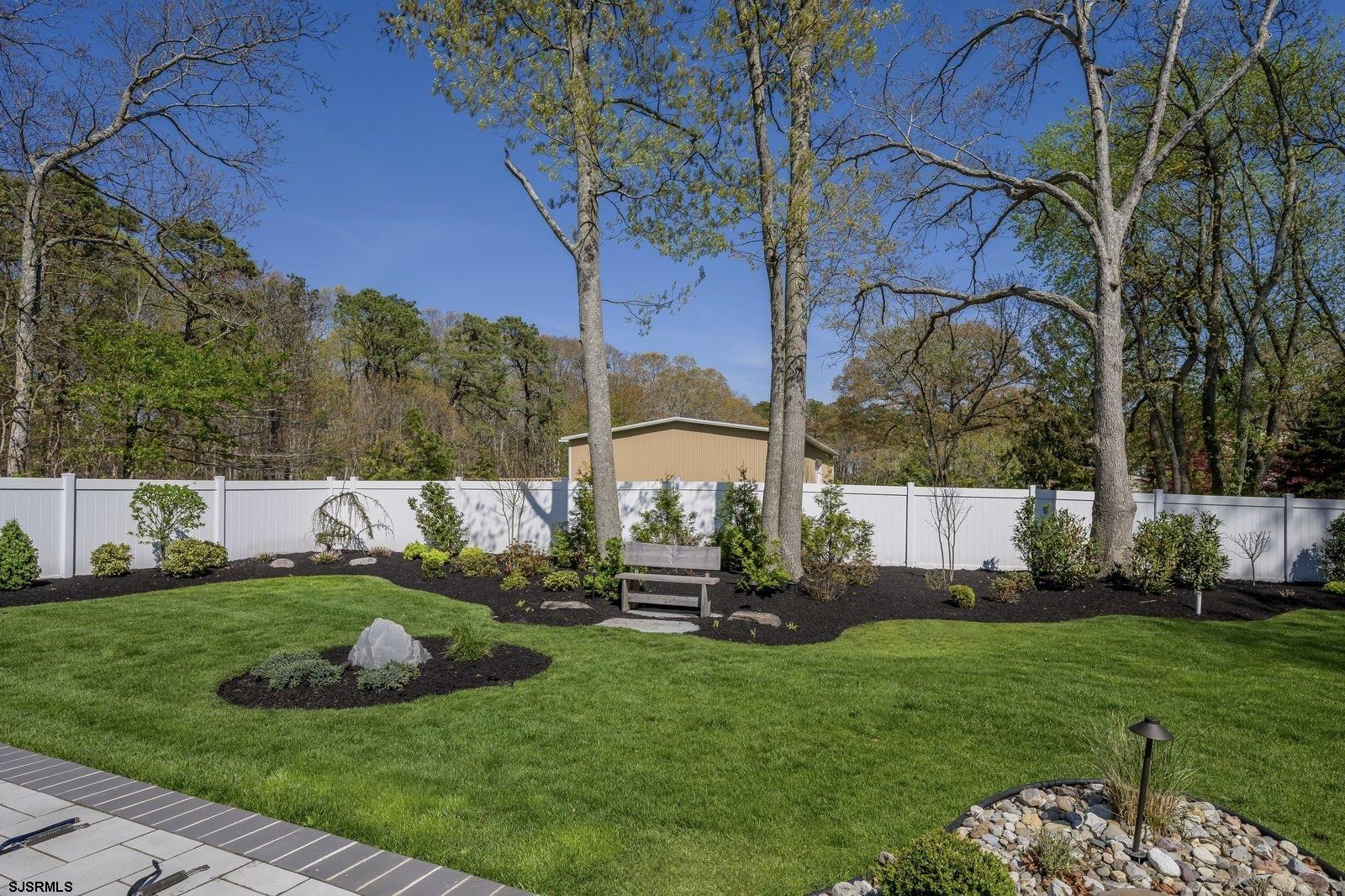 49 Weeping Willow Cir