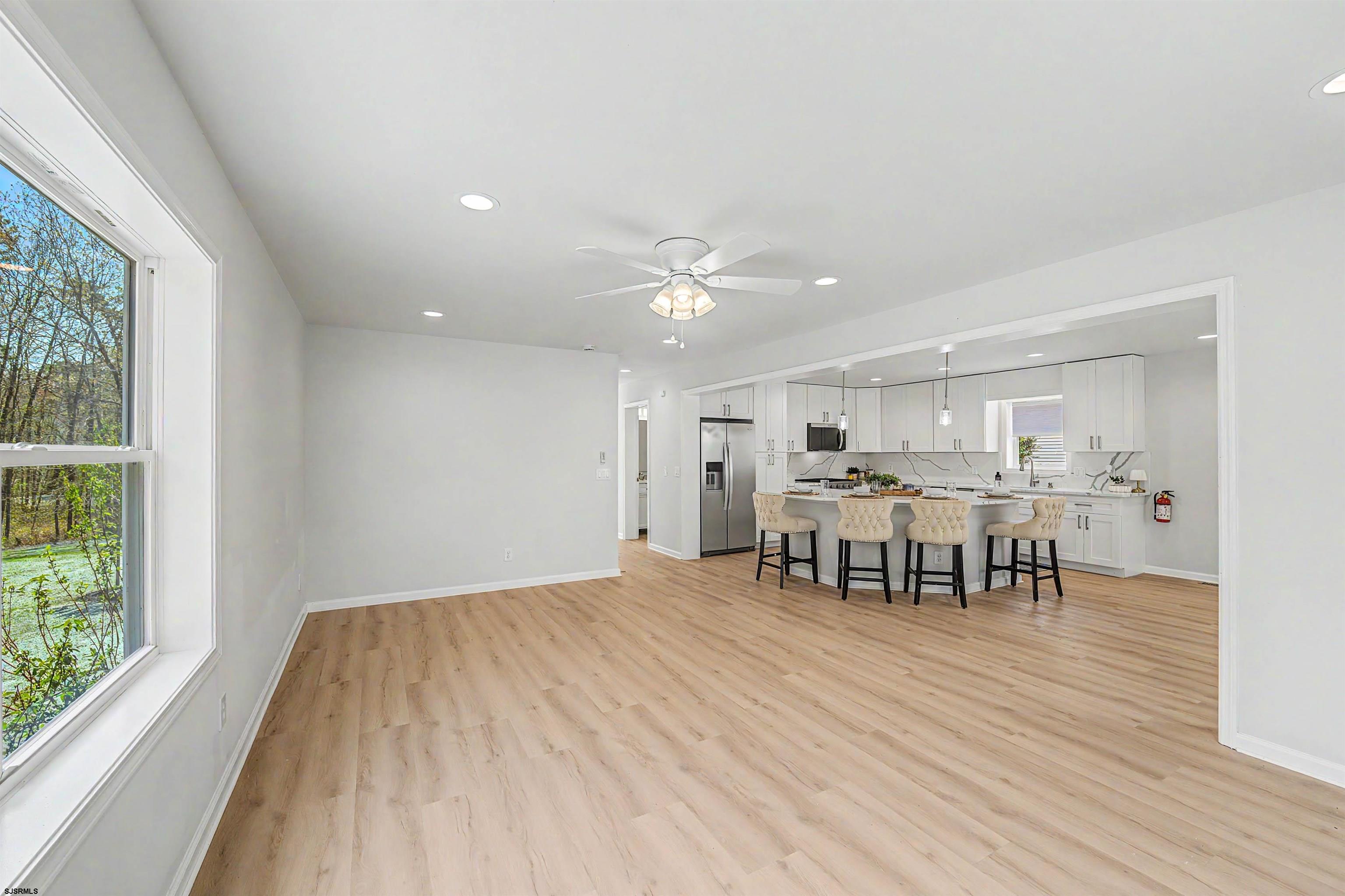 4011 Ridge Avenue