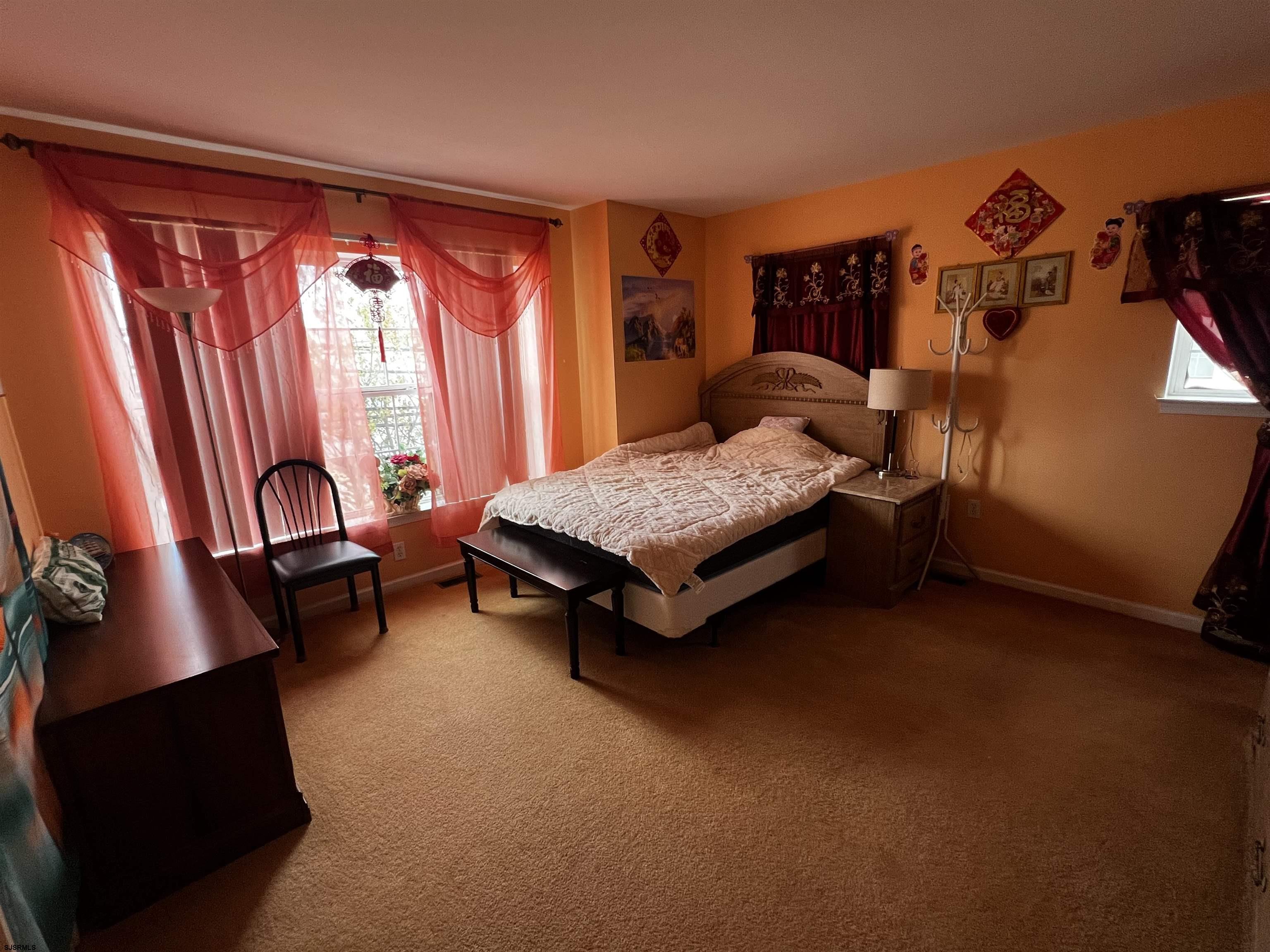 120 N Vermont Avenue