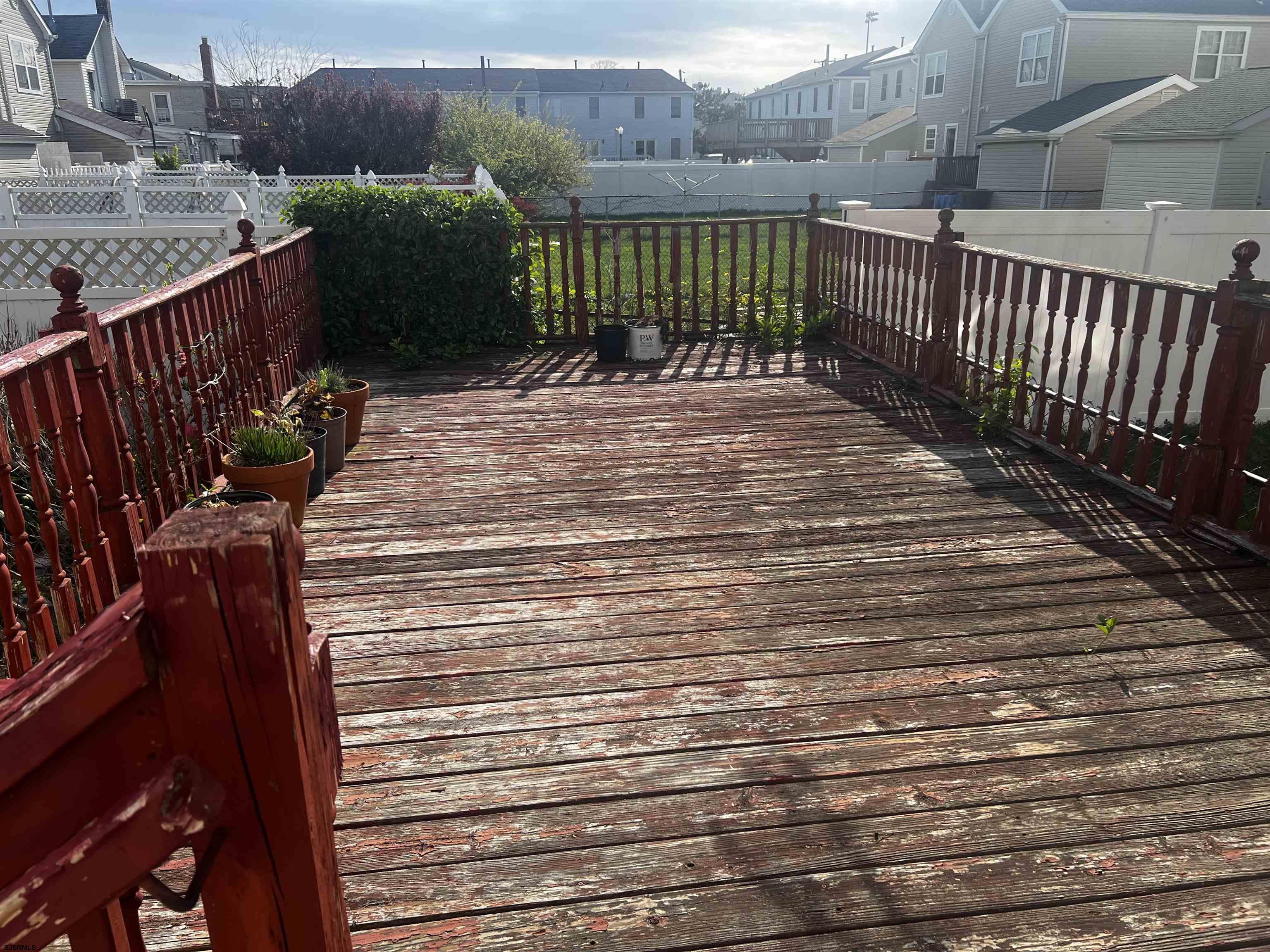 120 N Vermont Avenue