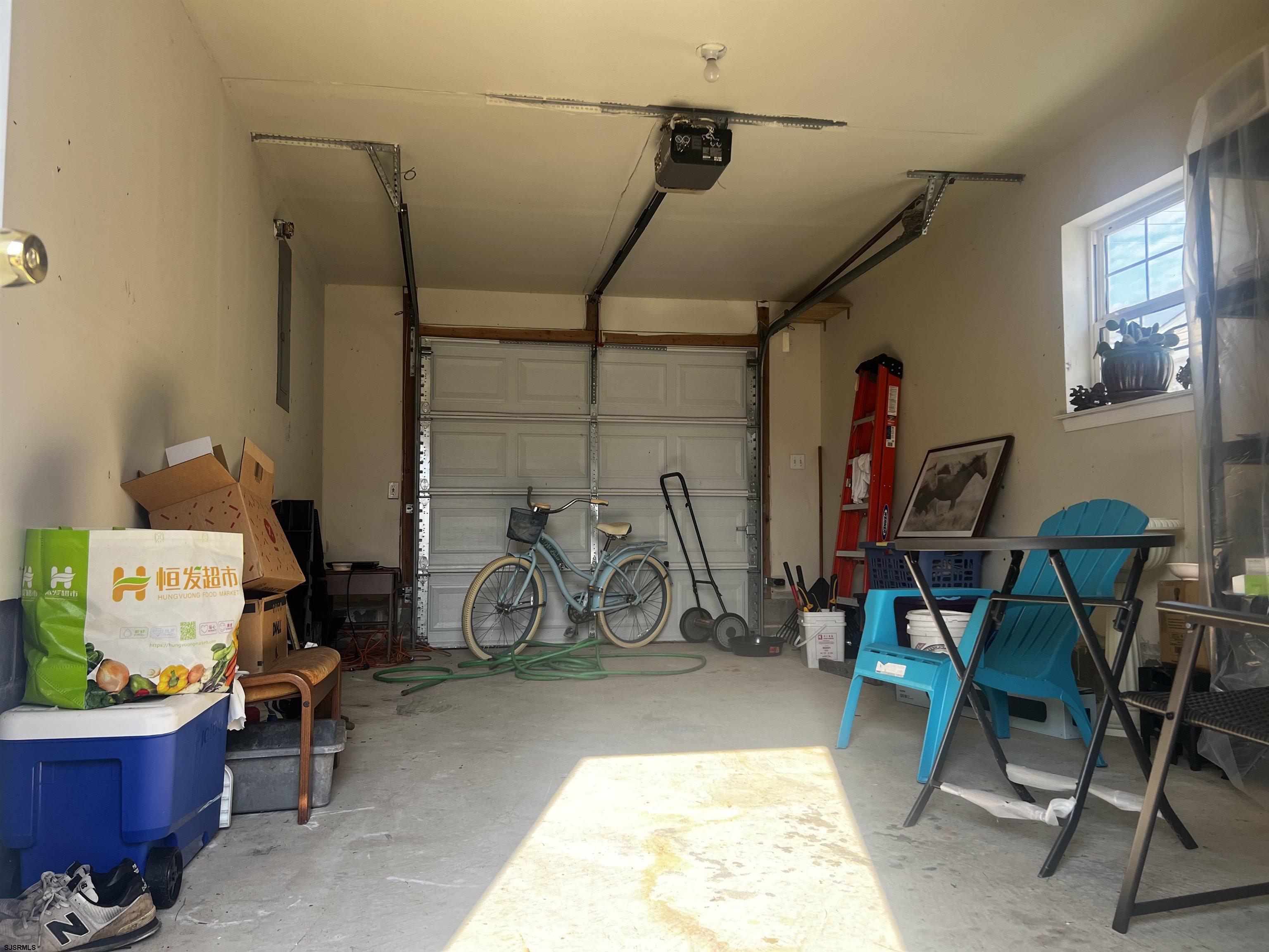 120 N Vermont Avenue