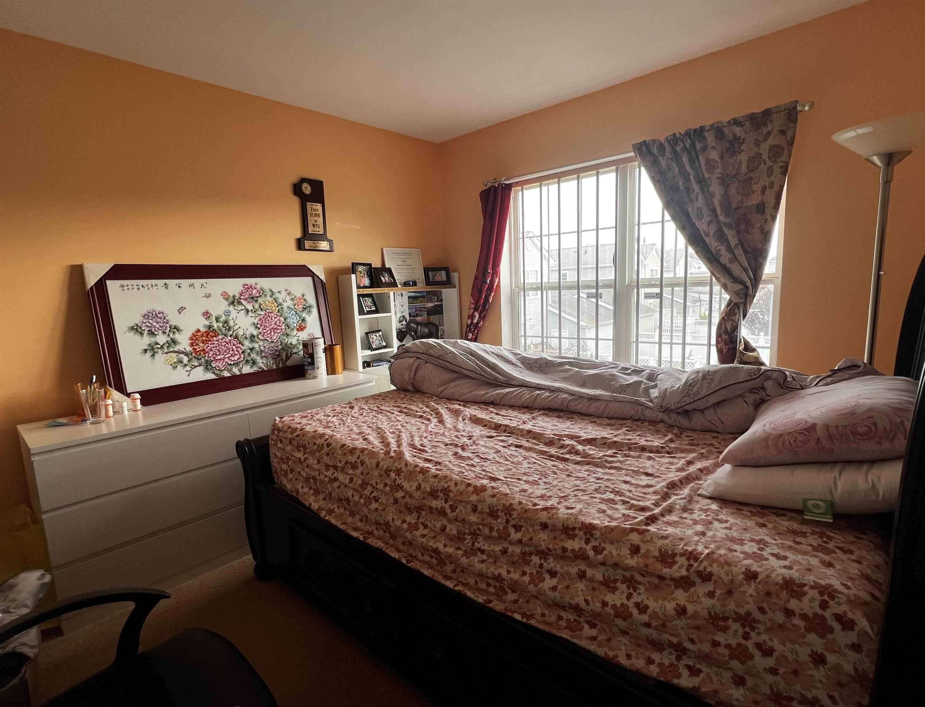 120 N Vermont Avenue