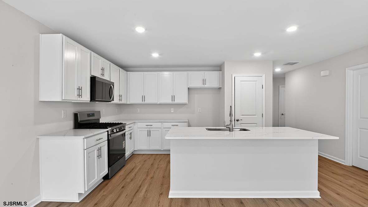 237 Huntington Dr Dr