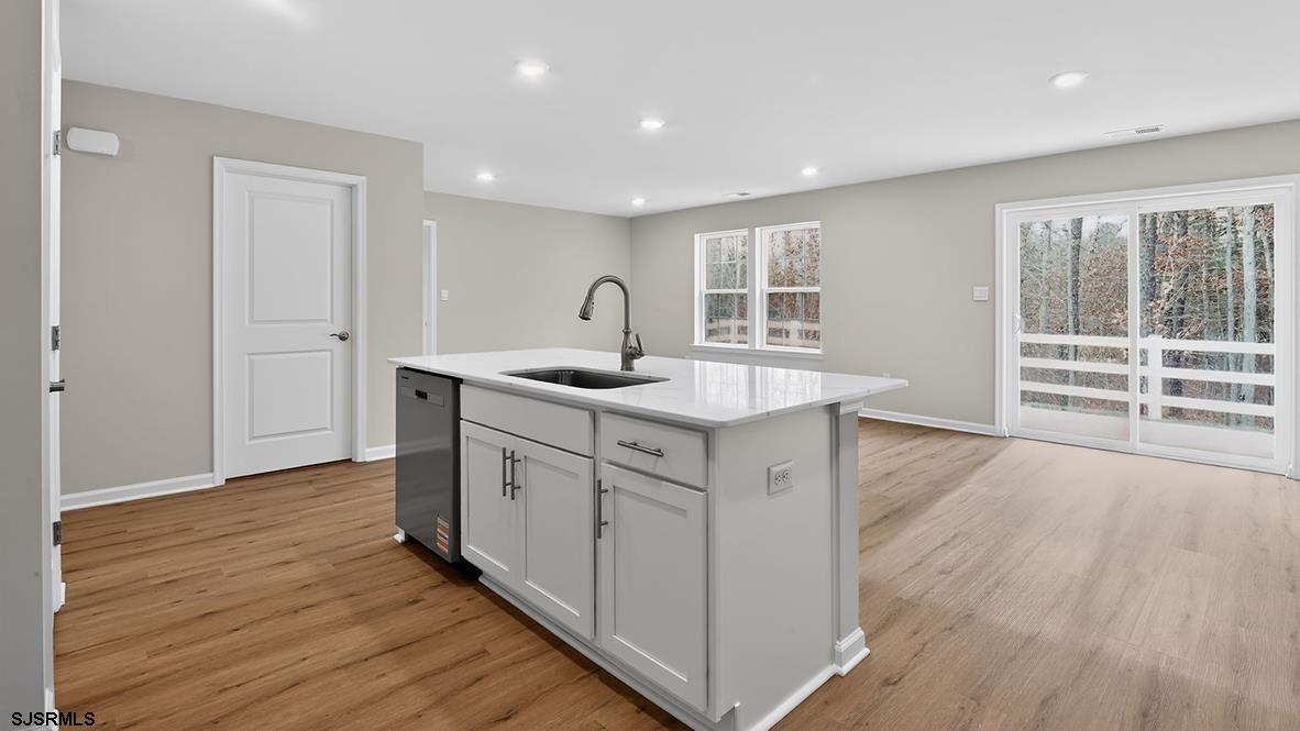 313 Vero Road - Picture 2