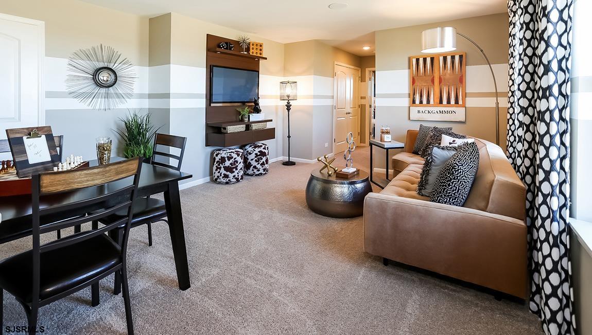 21 Santa Monica Road