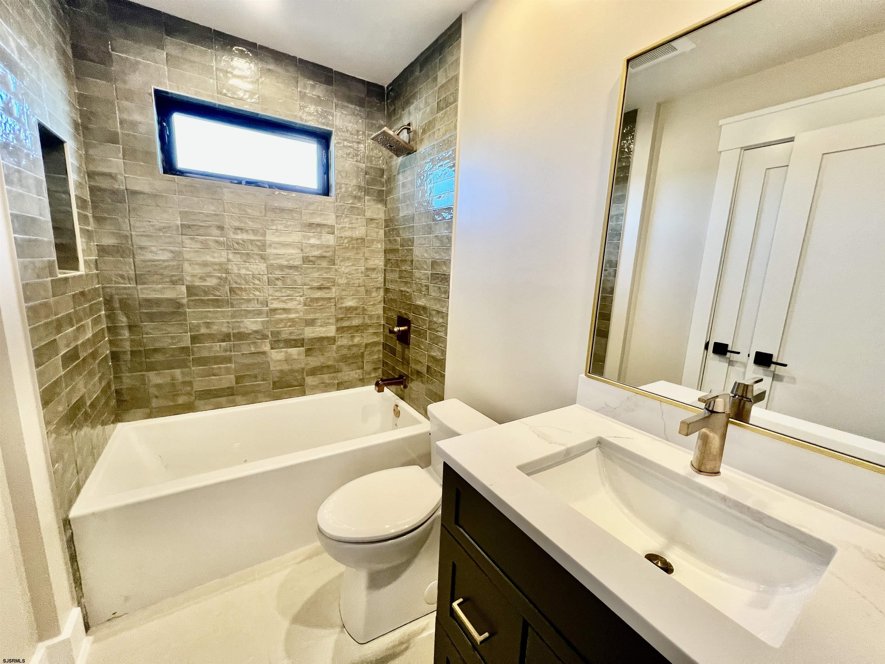 10 Asbury Avenue
