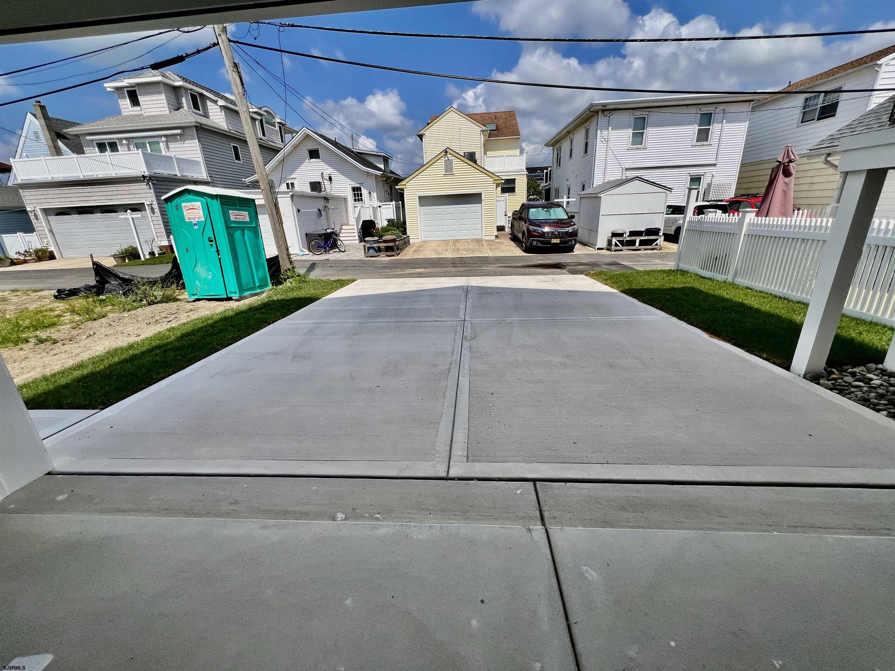 10 Asbury Avenue
