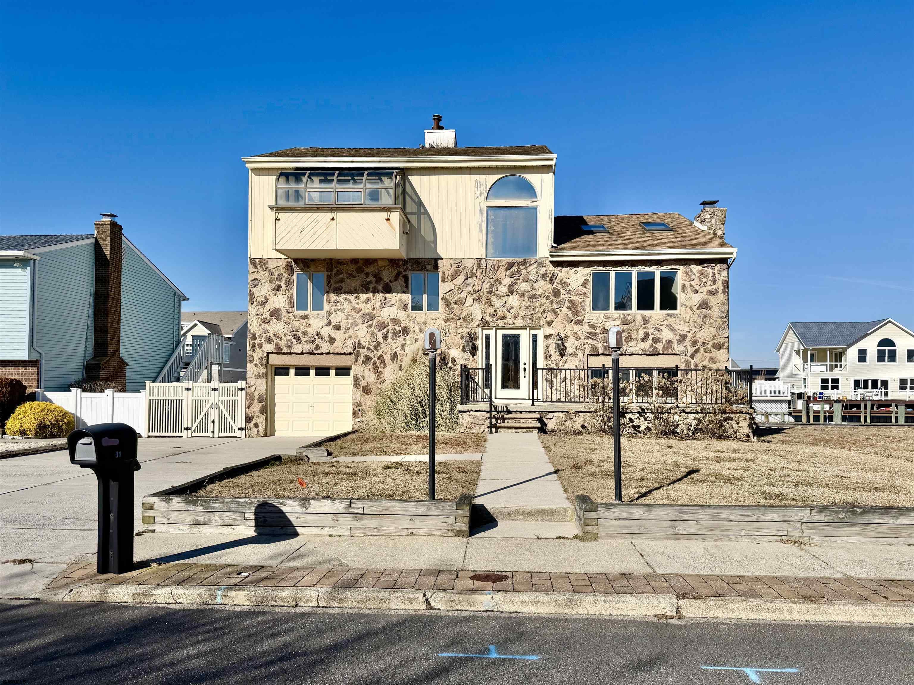 31 Seaview Dr - Longport