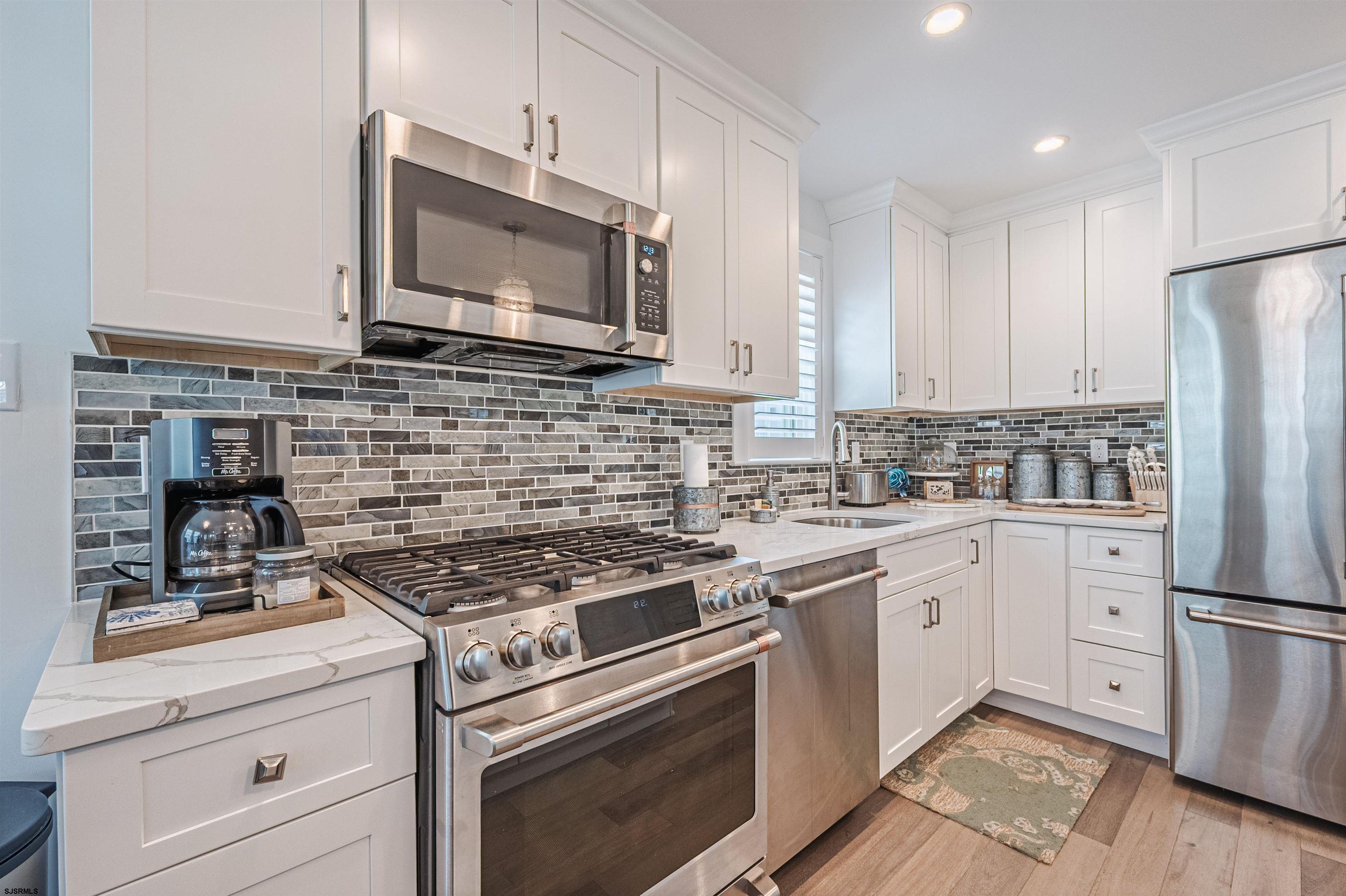 812-814 Moorlyn Terrace