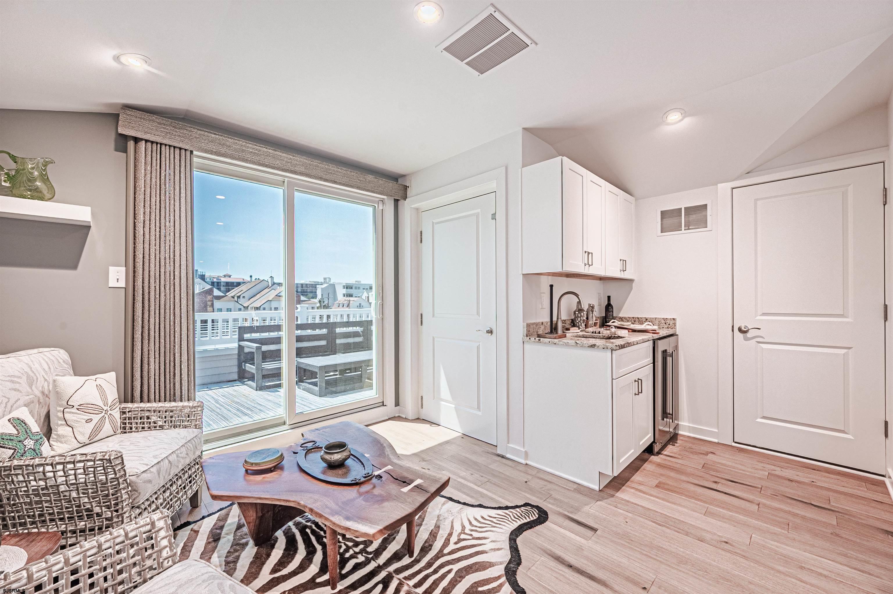812-814 Moorlyn Terrace
