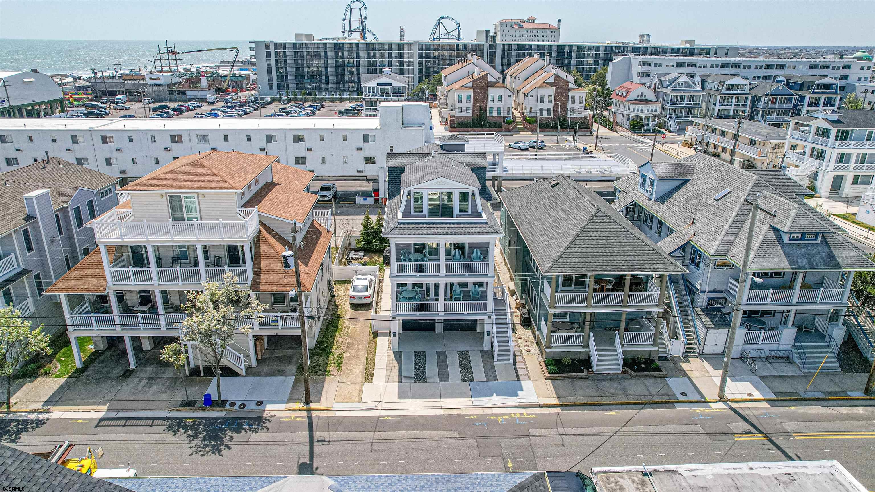 812-814 Moorlyn Terrace