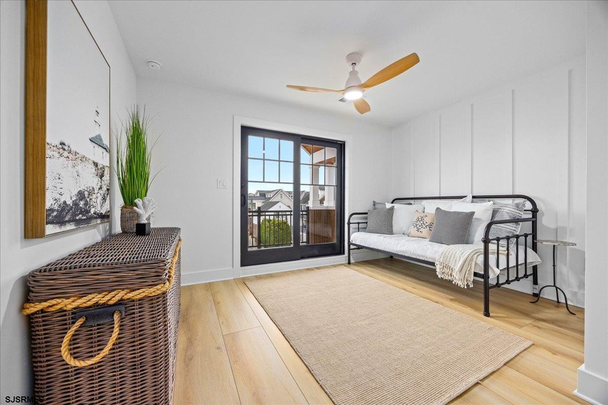2 N Pembroke Avenue