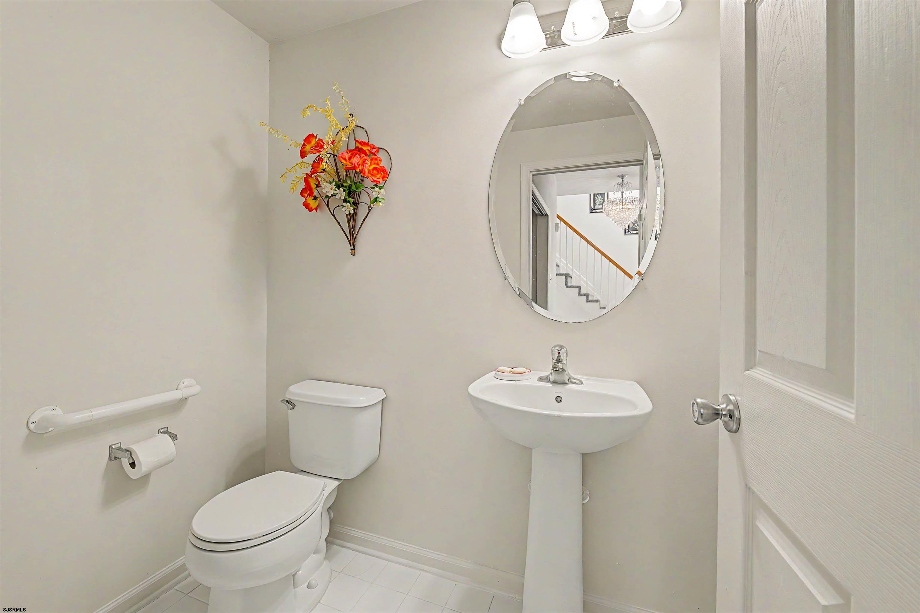 606 London Court II