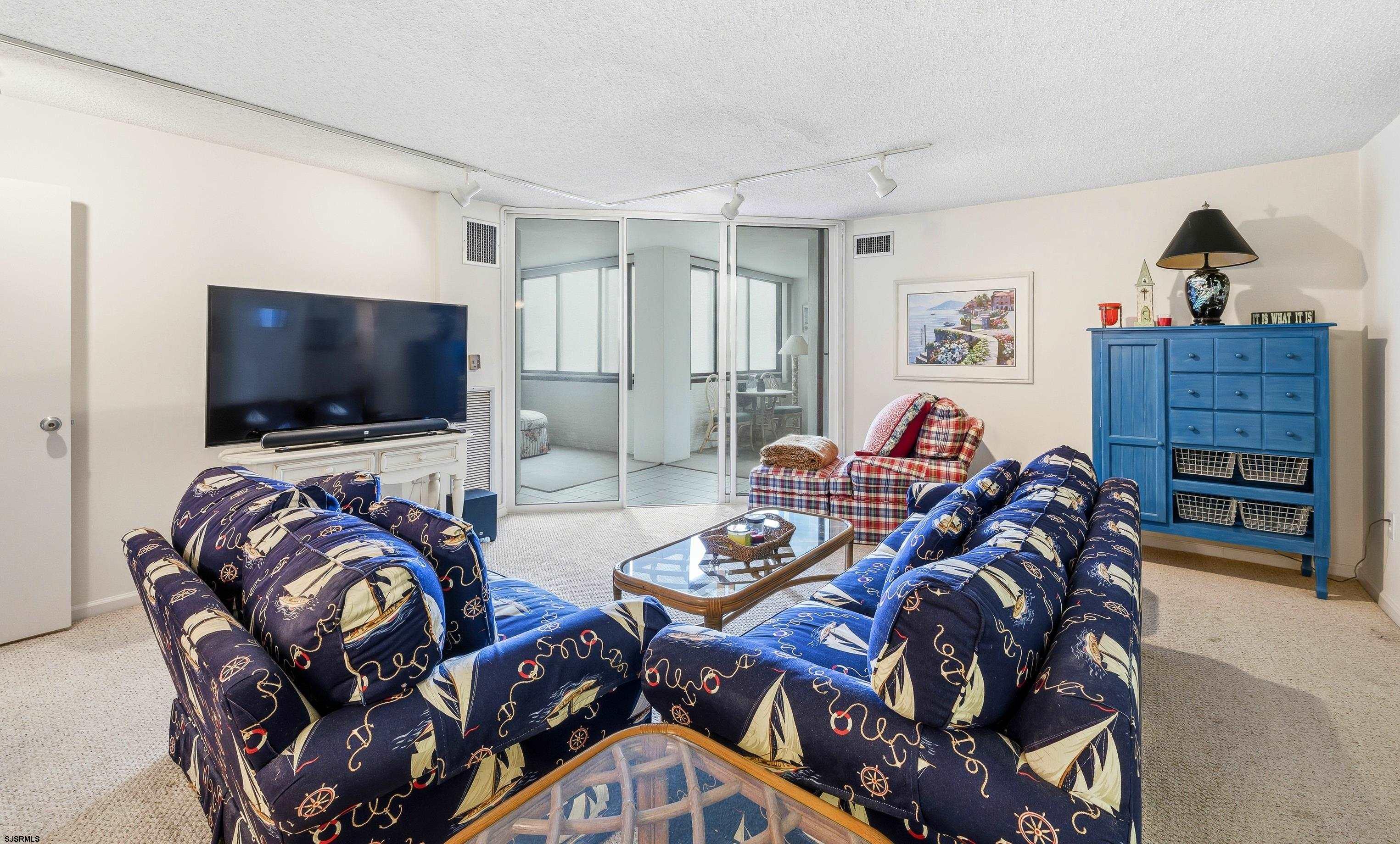 111 S 16th Avenue