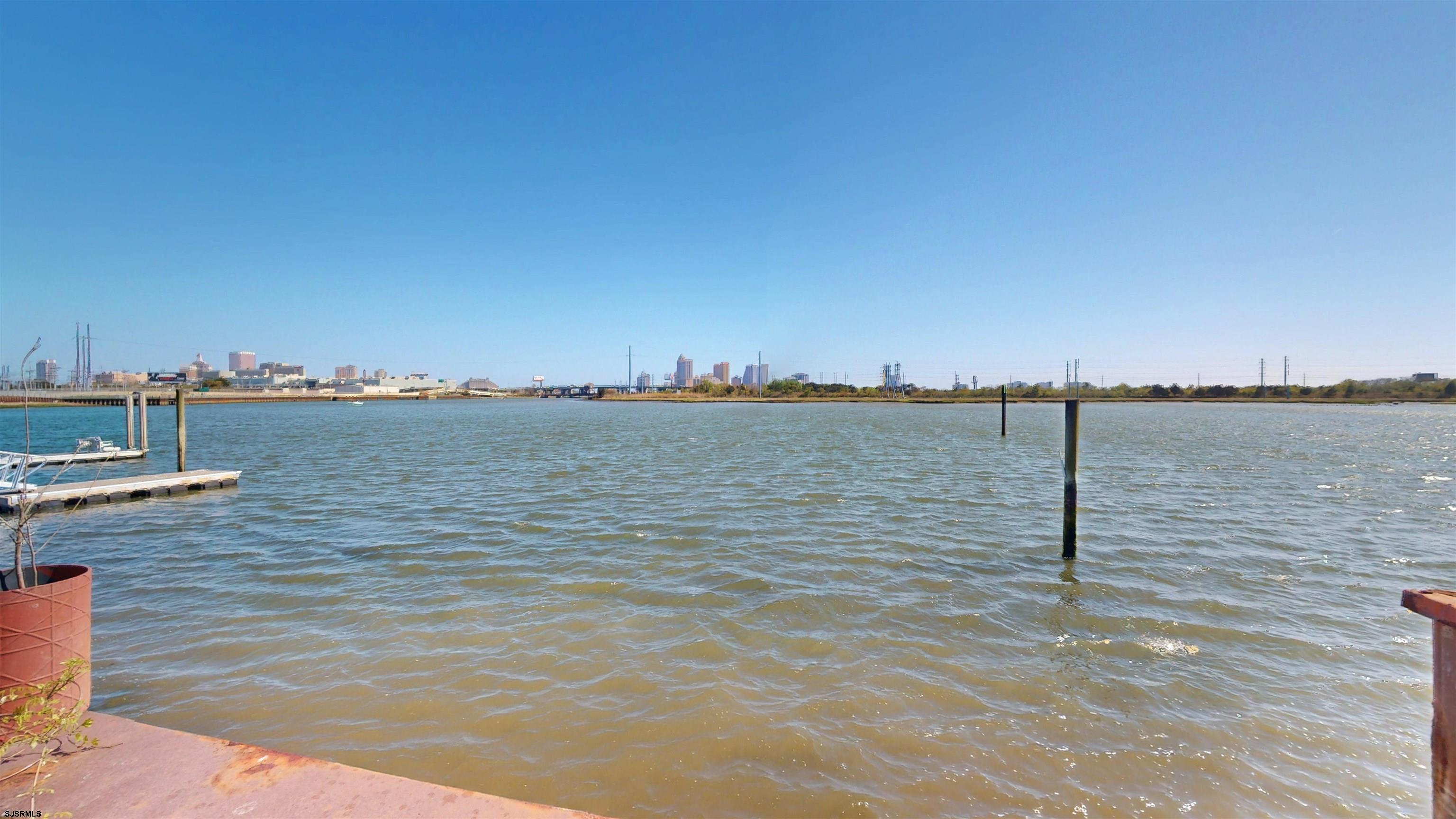 607541 | Photo 22