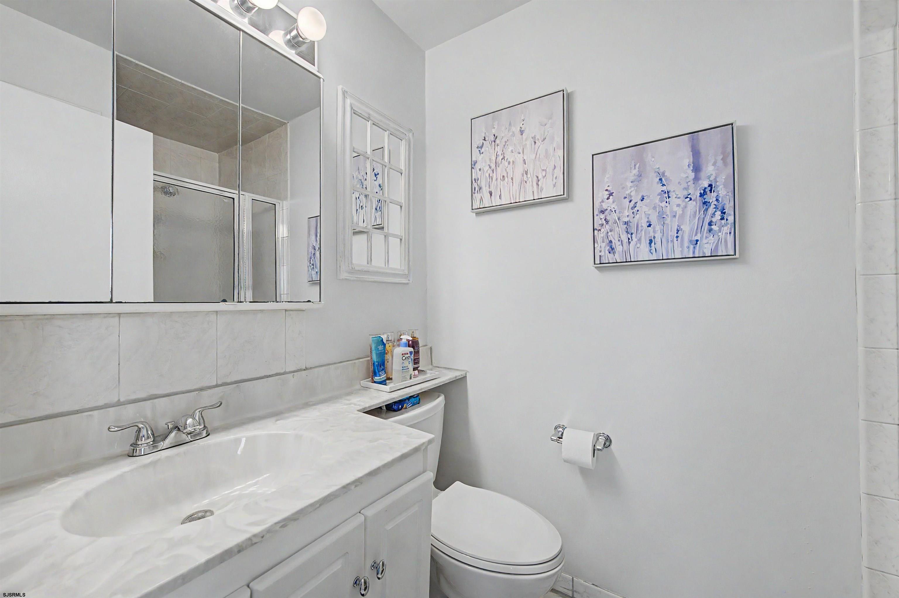 607555 | Photo 23
