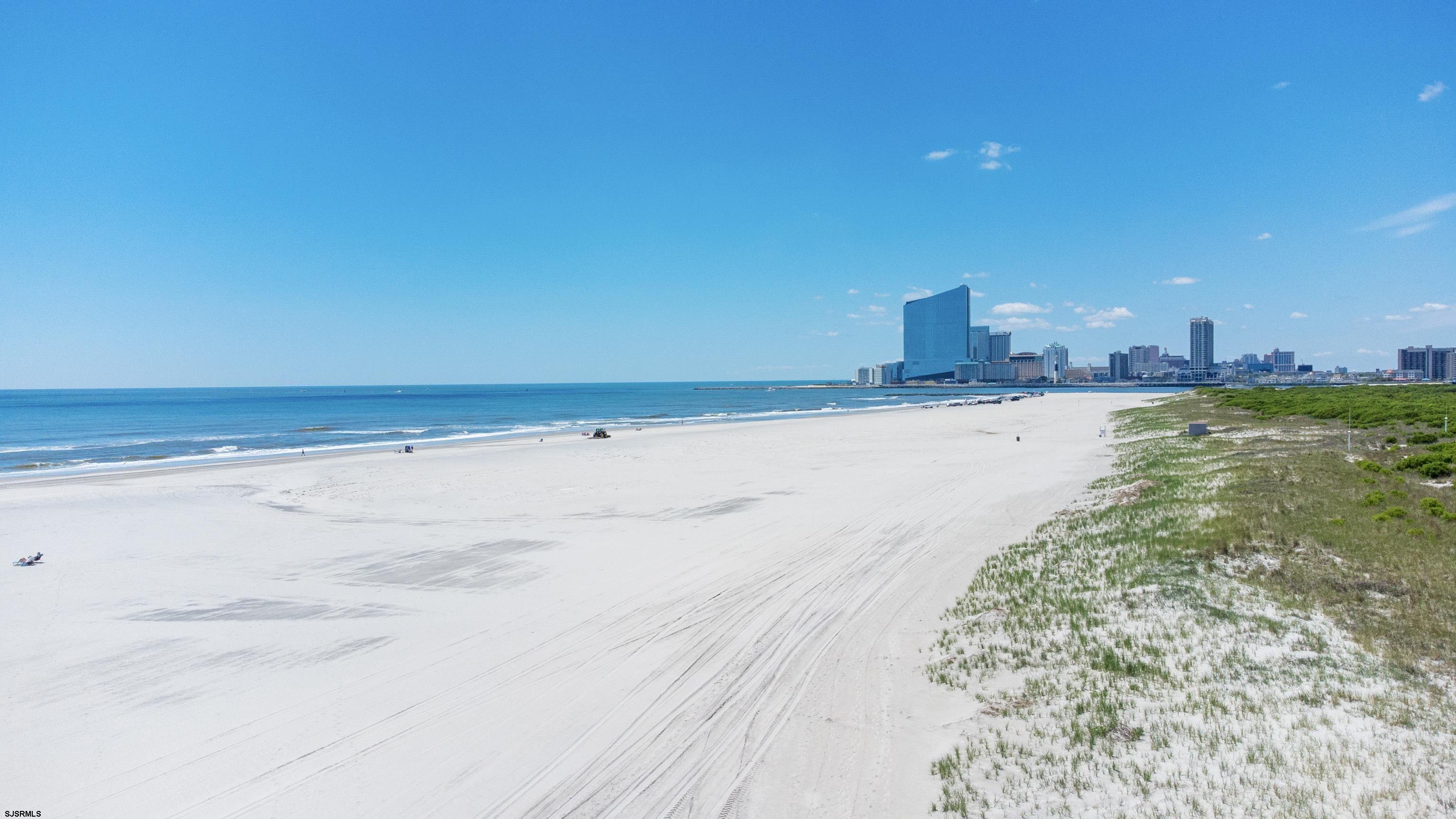 607577 | Photo 23