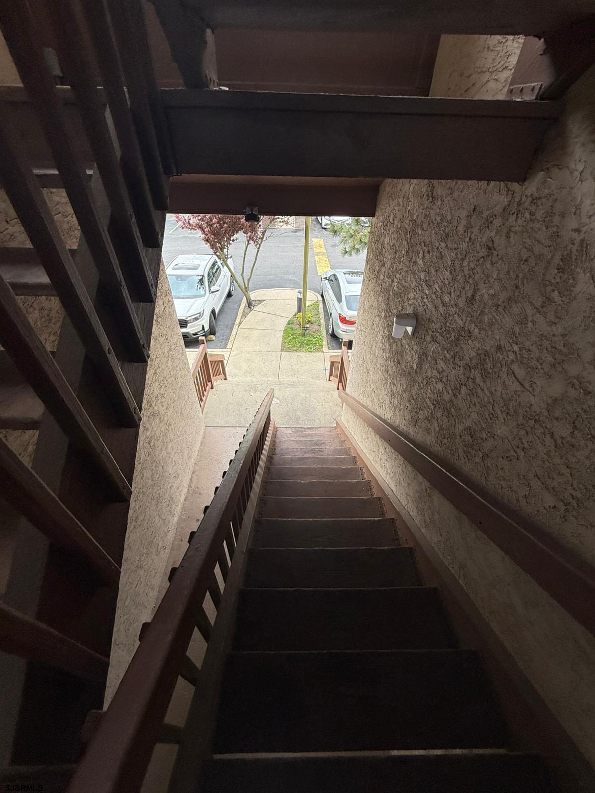 607631 | Photo 24