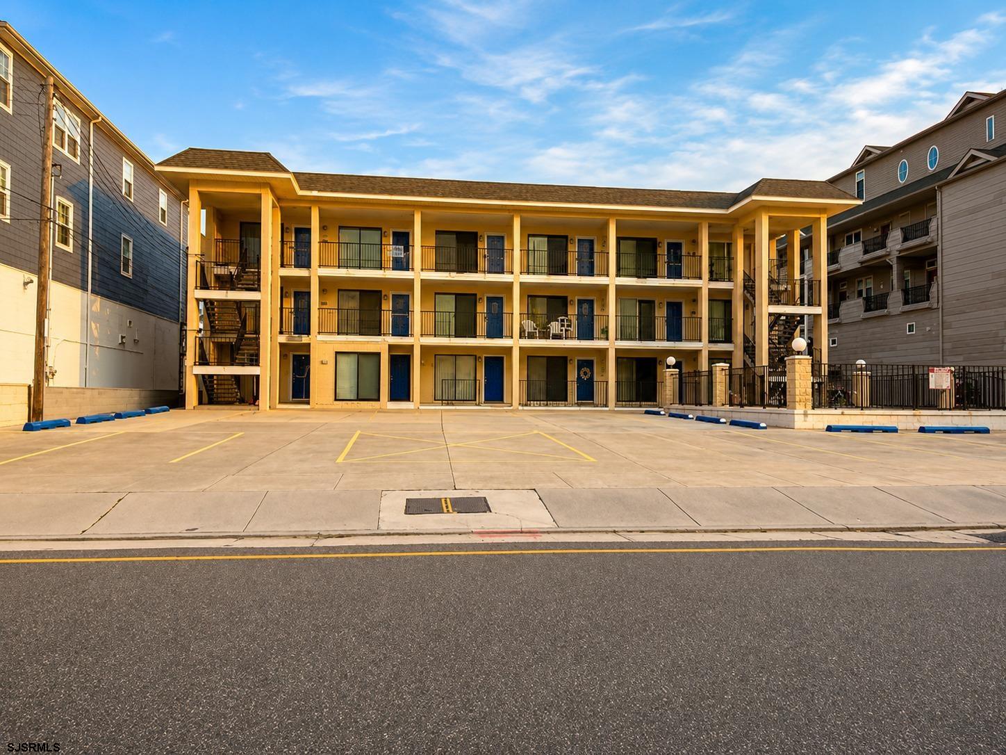 607681 | Photo 2