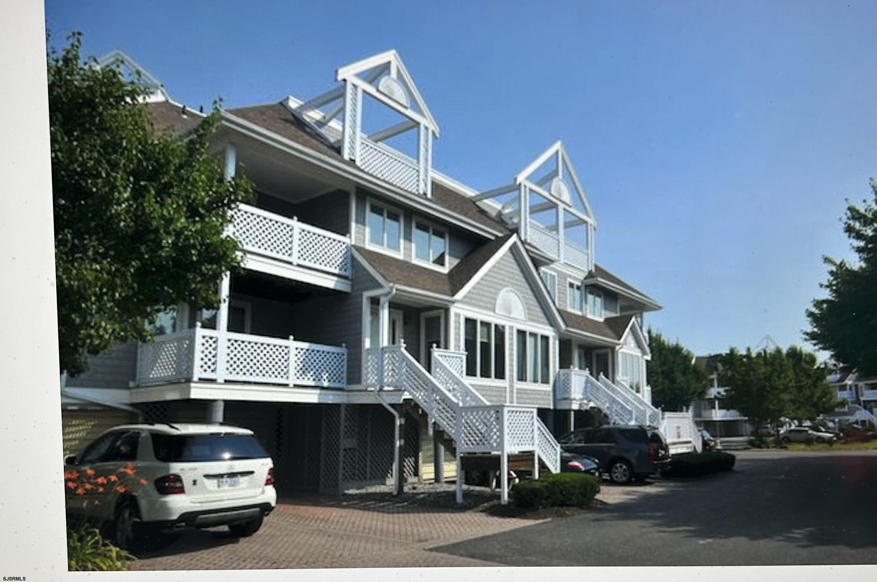 1908 East Dr - Ventnor Heights
