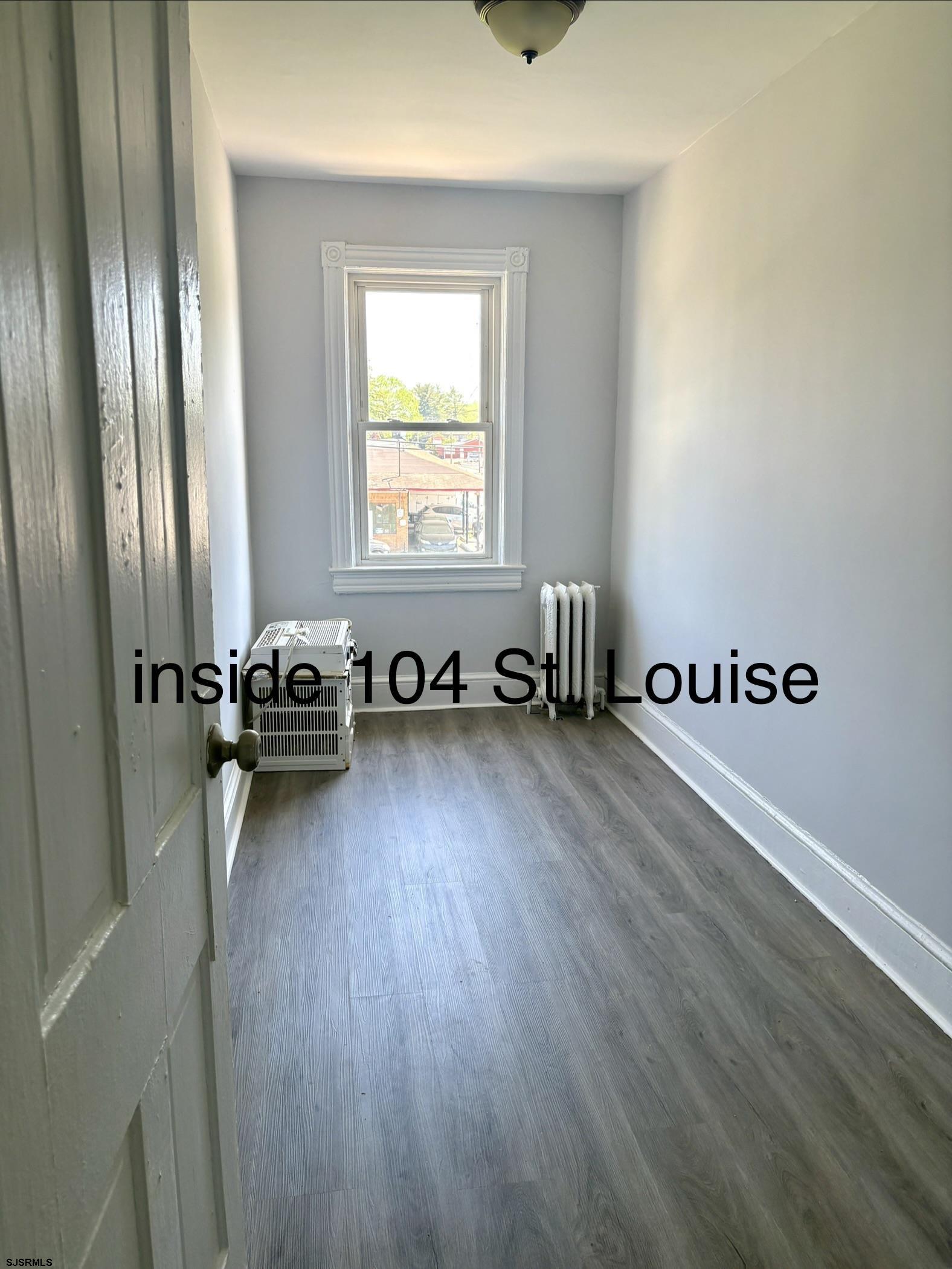 607718 | Photo 2