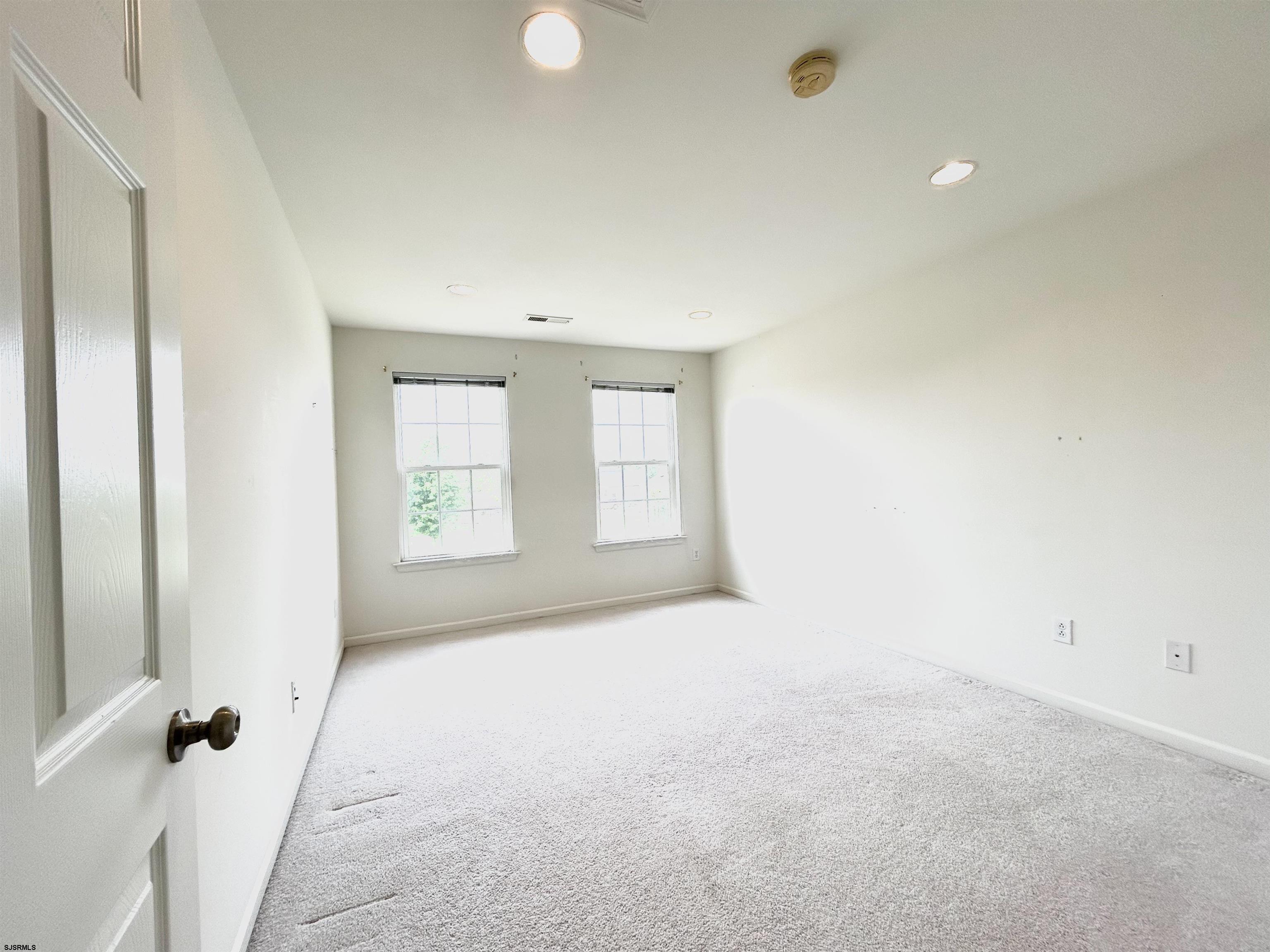 607719 | Photo 27