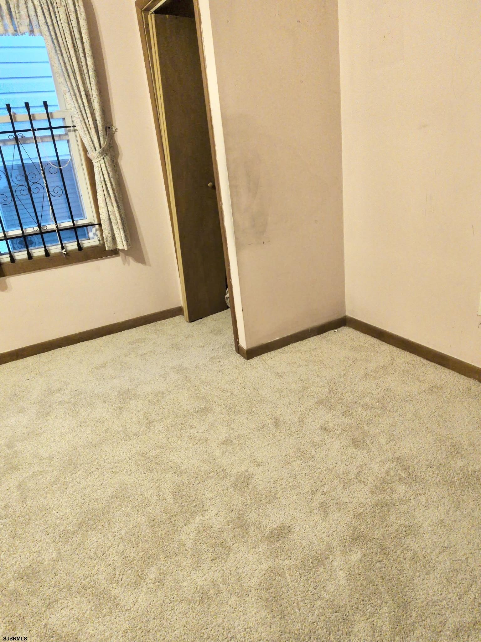 607721 | Photo 14