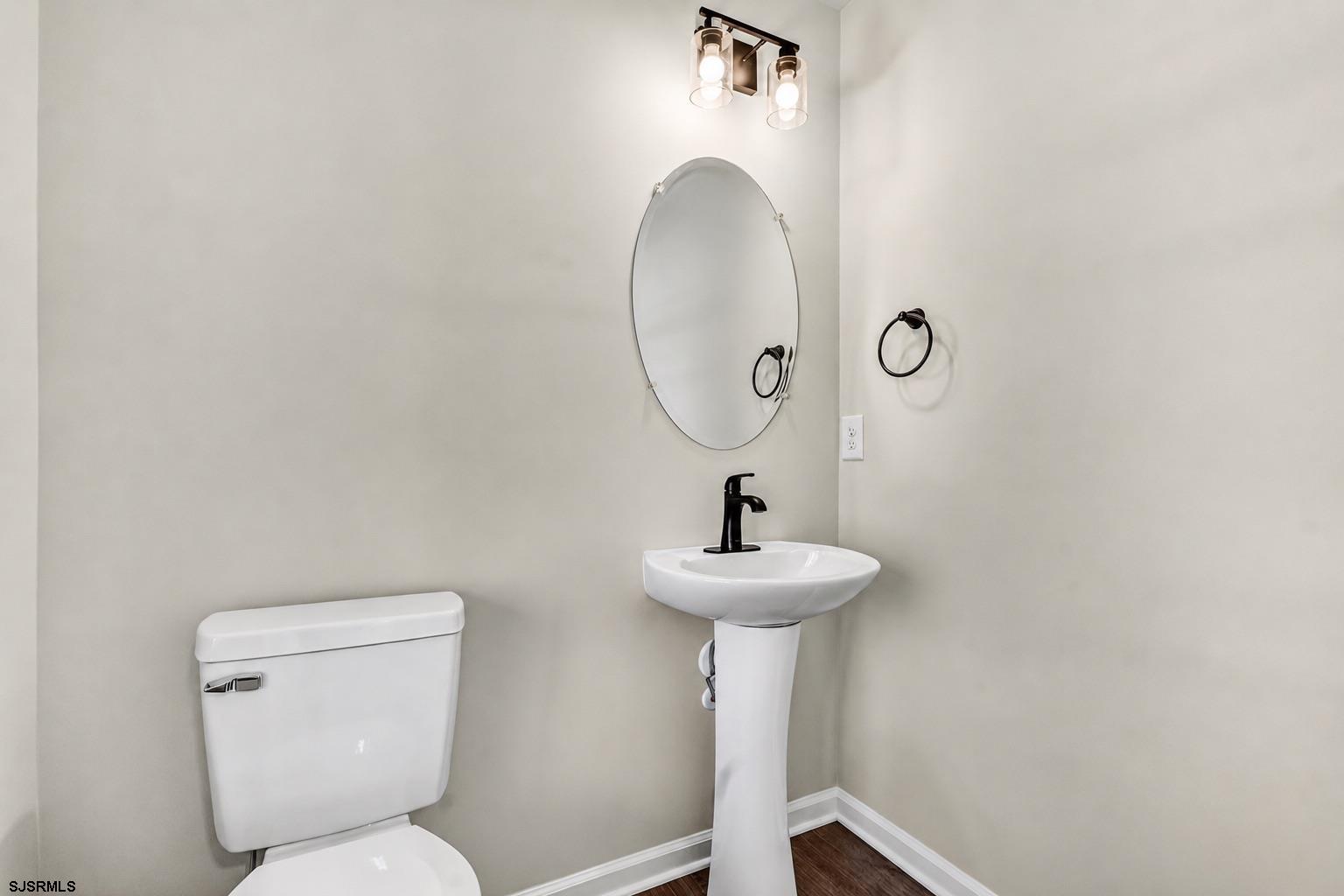 2691 N Route 9