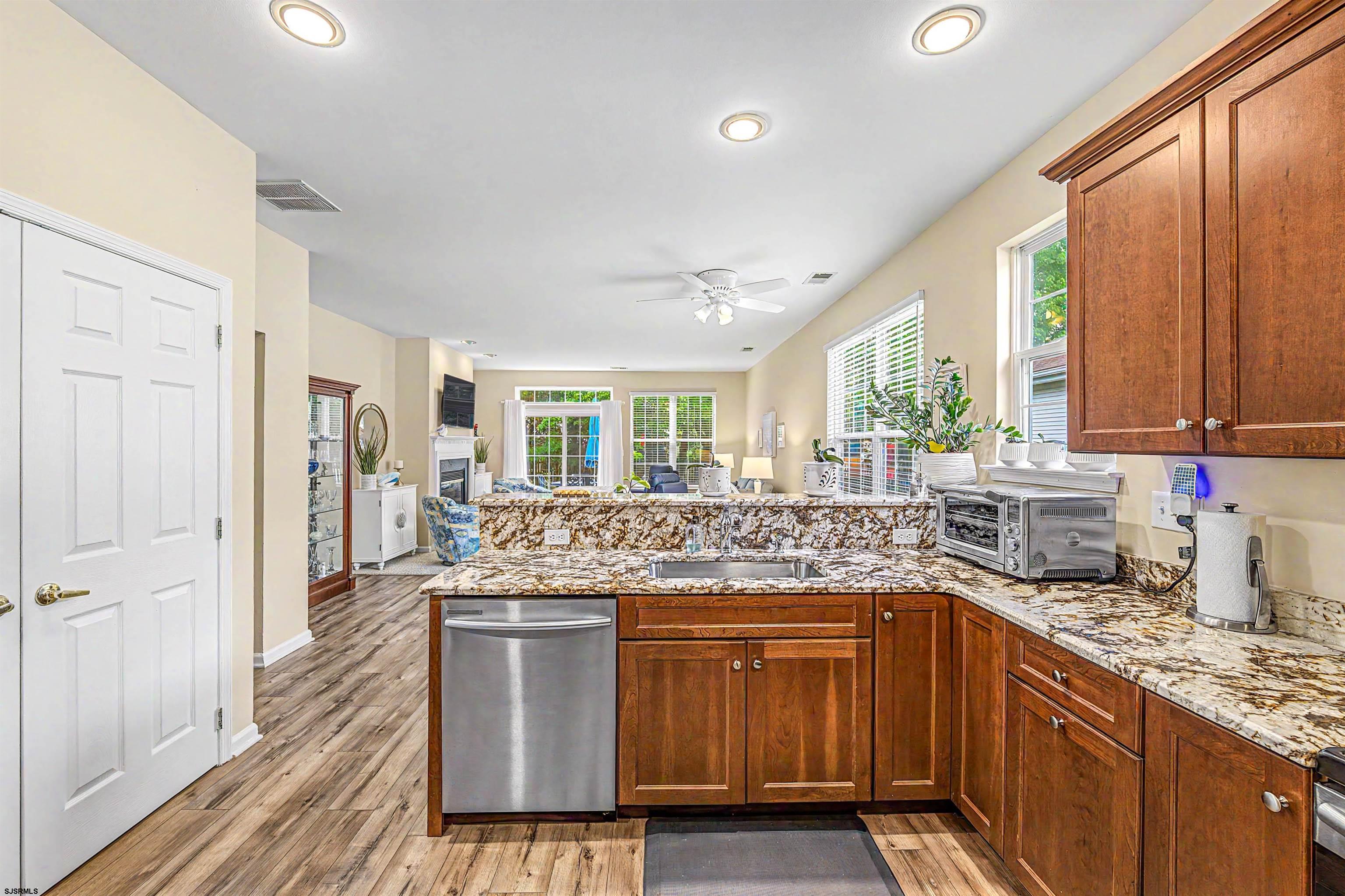 537 Chatham Way