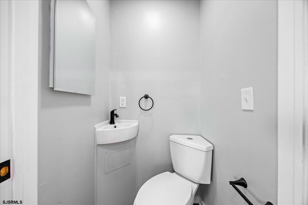 607747 | Photo 15
