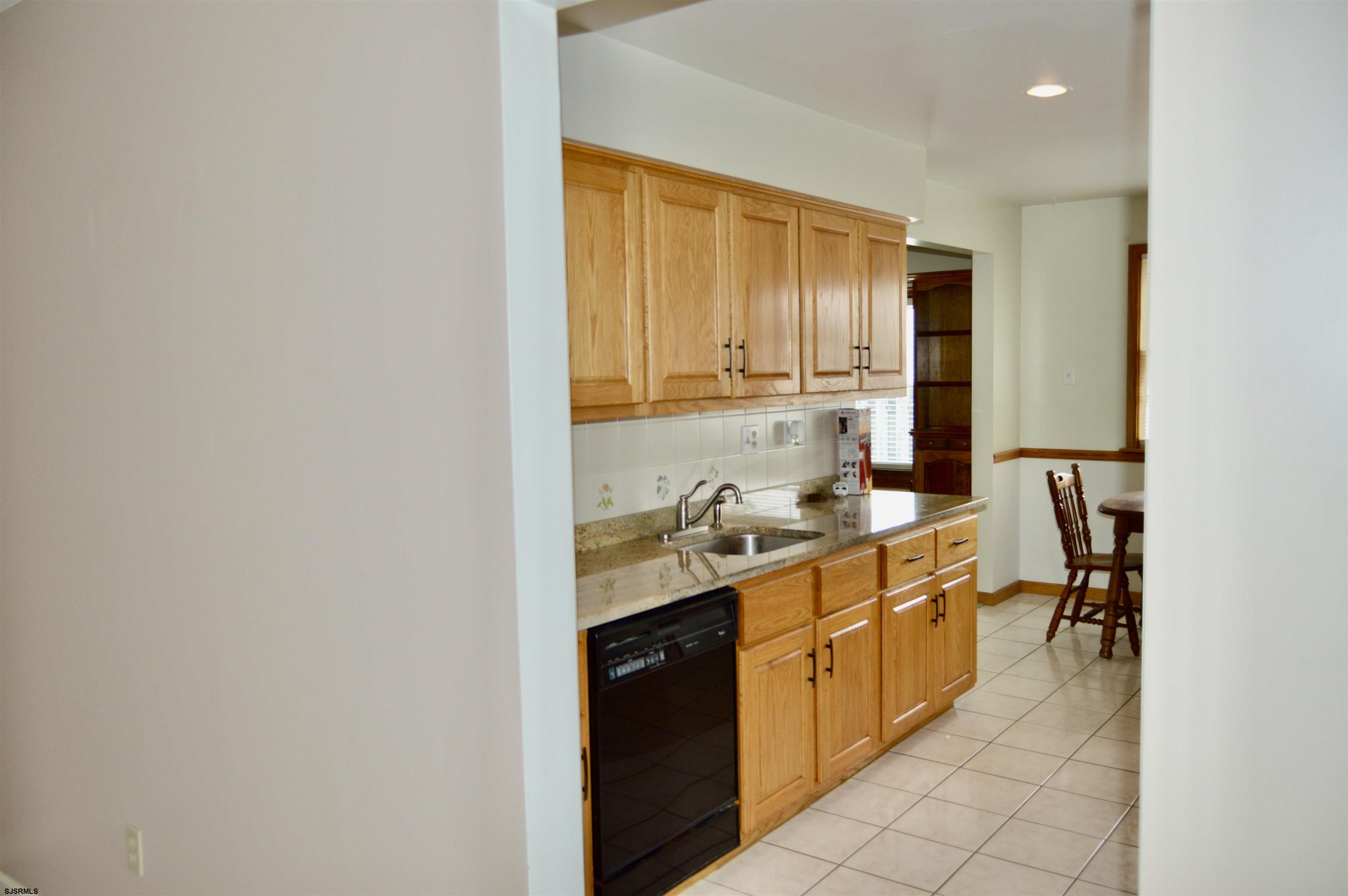 413-415 Berkshire Dr