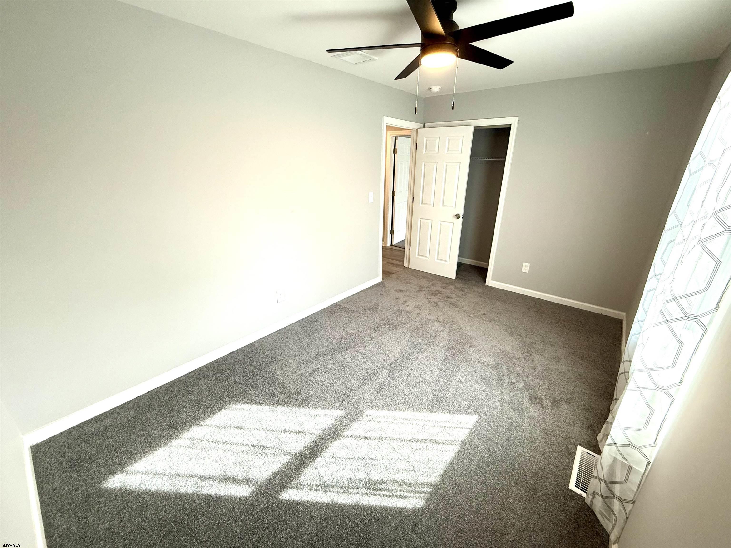607770 | Photo 14