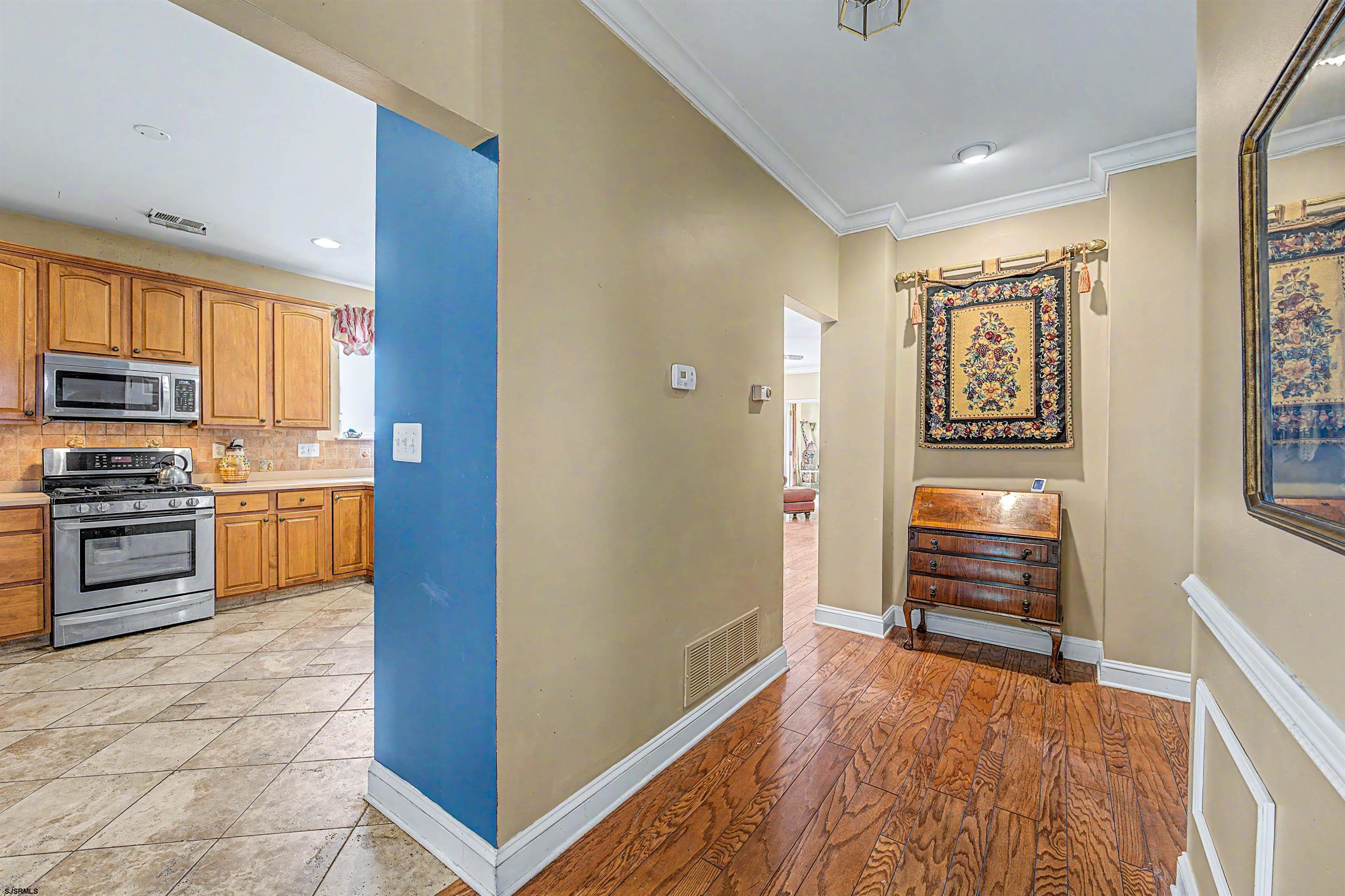 530 Emerson Ct