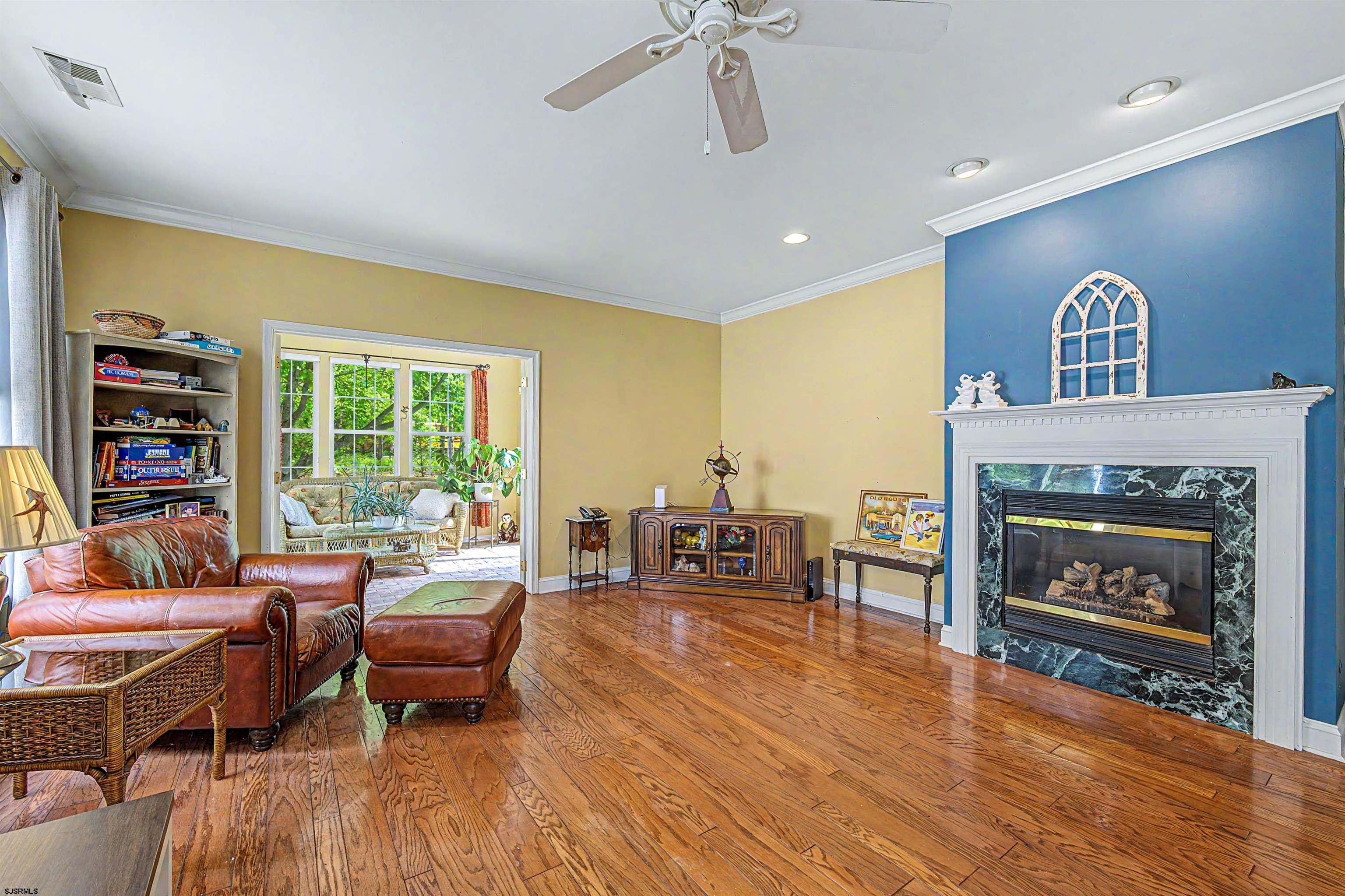 530 Emerson Ct