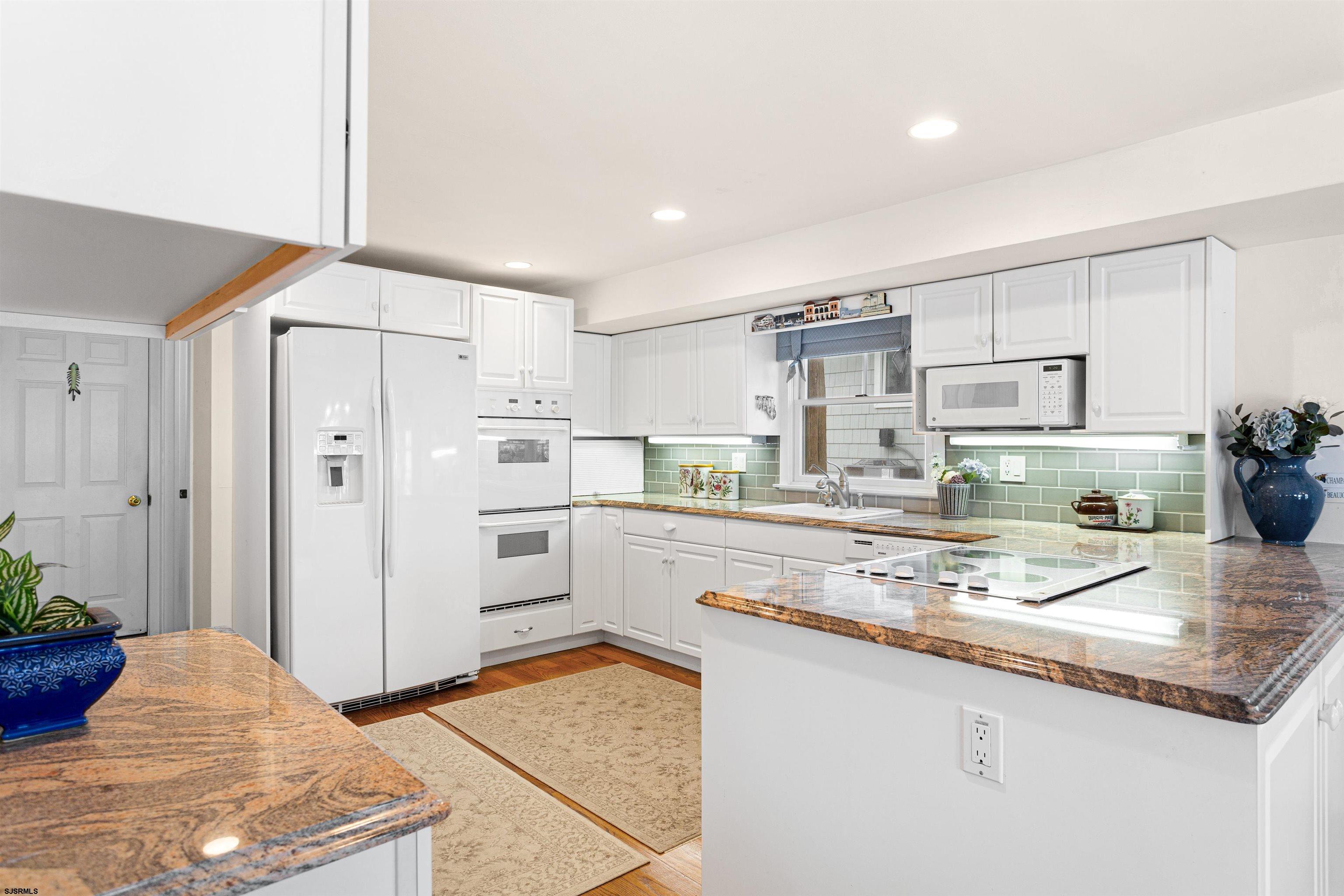 165 Bayshore Dr