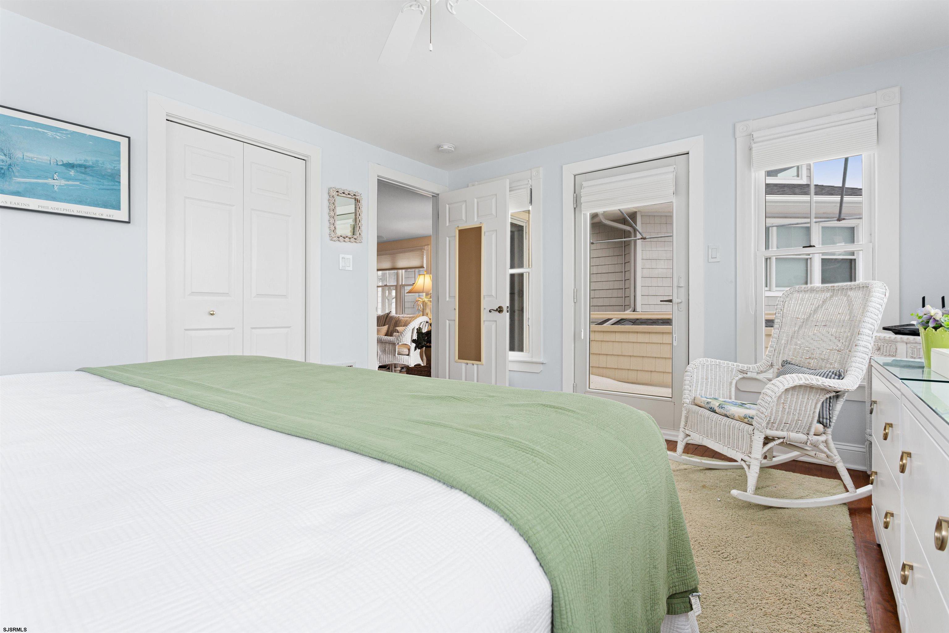 165 Bayshore Dr