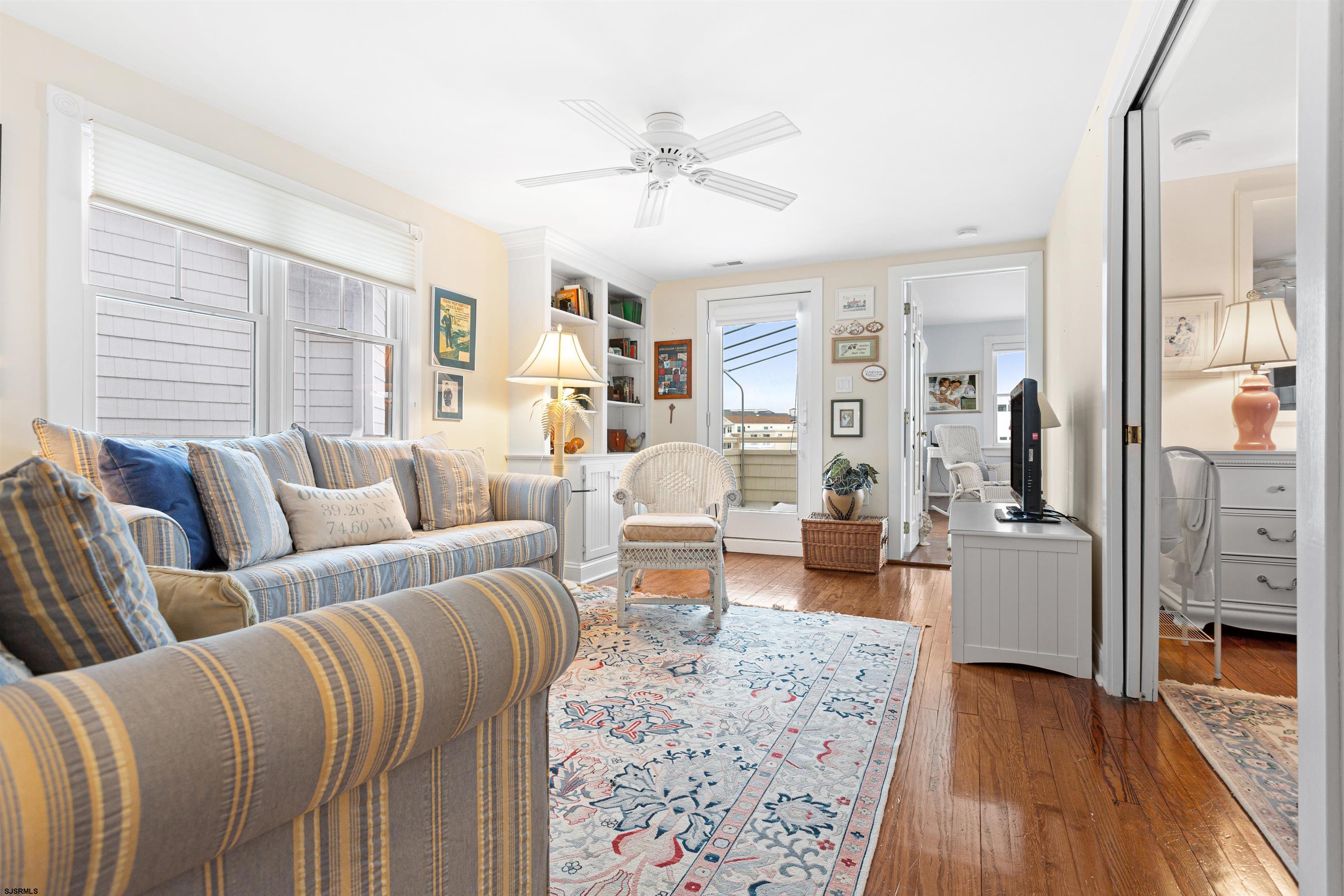 165 Bayshore Dr