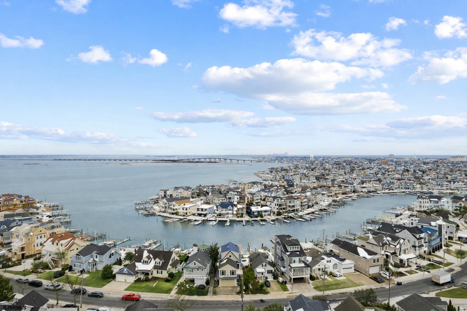 165 Bayshore Dr