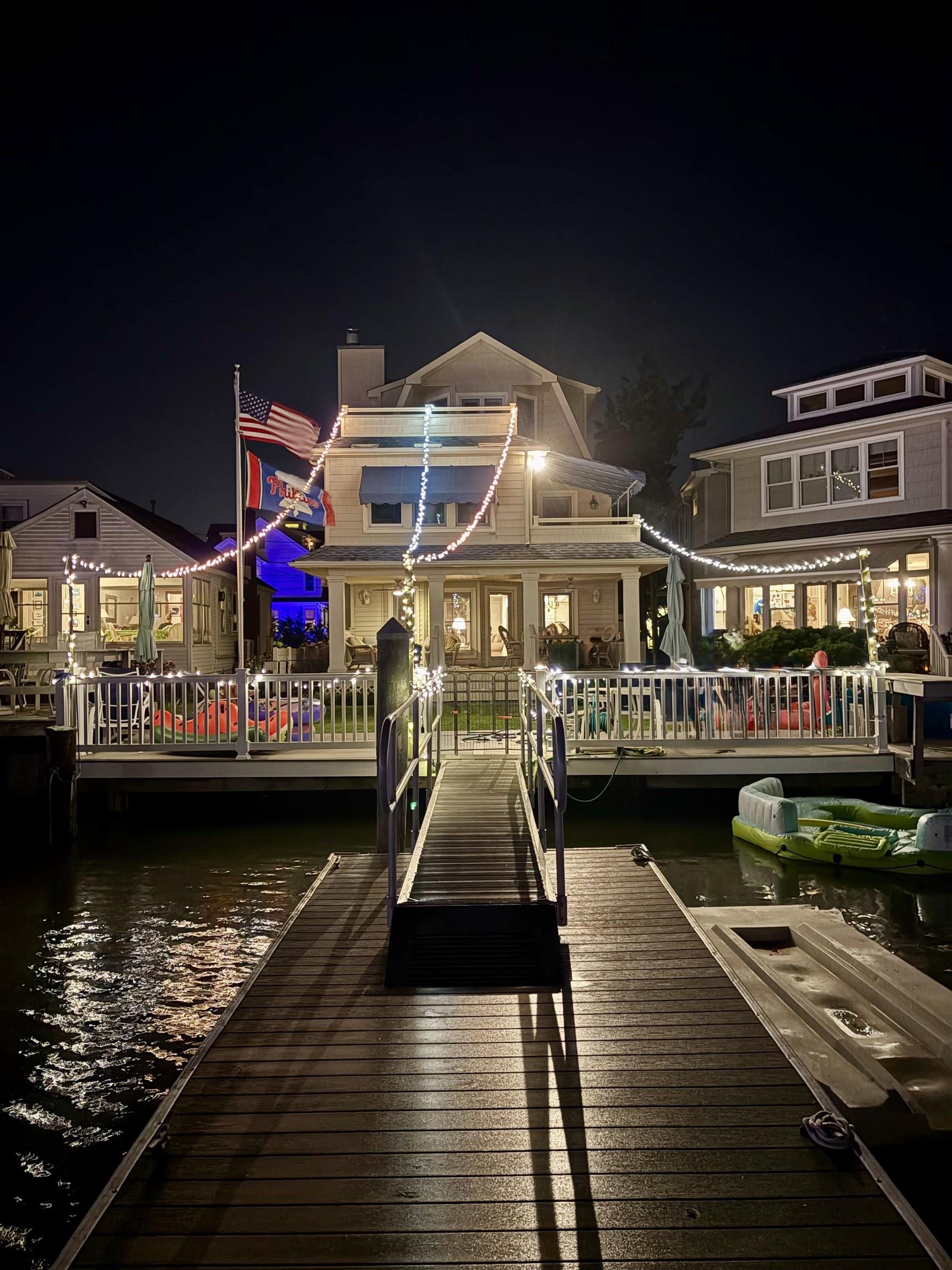 165 Bayshore Dr