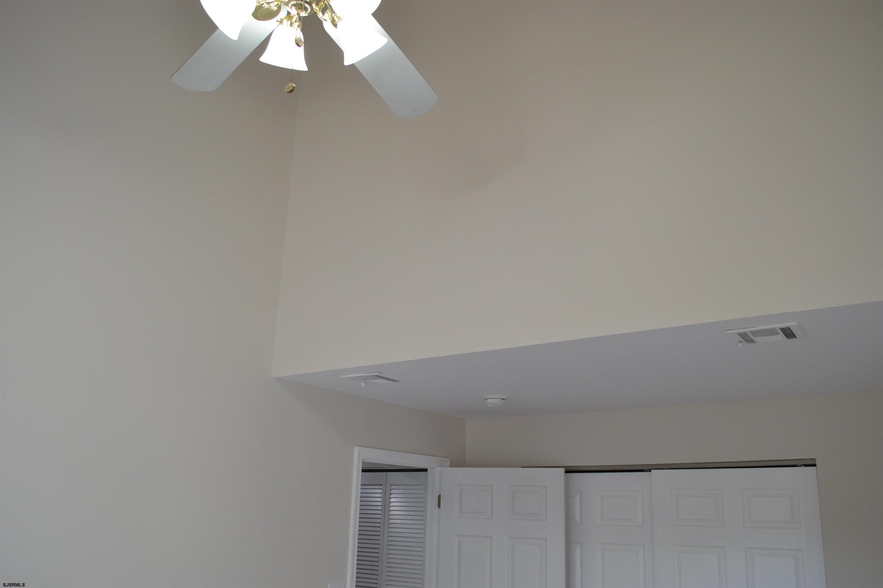607828 | Photo 23