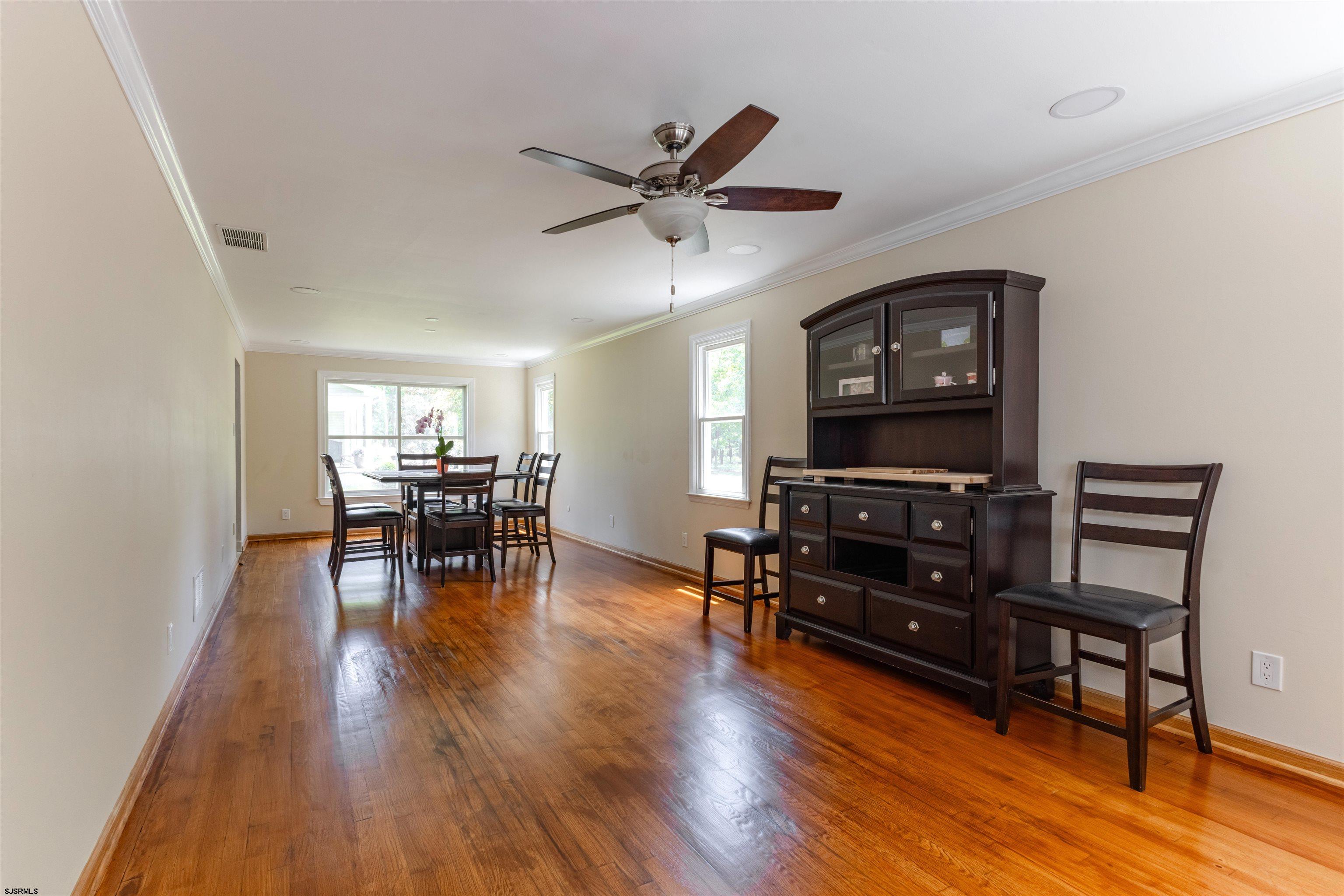 505 E Oslo Ct