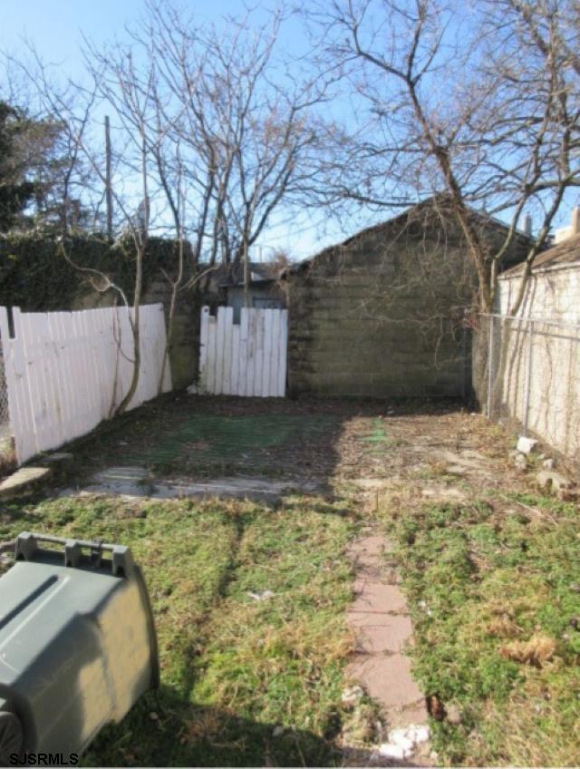 607869 | Photo 24