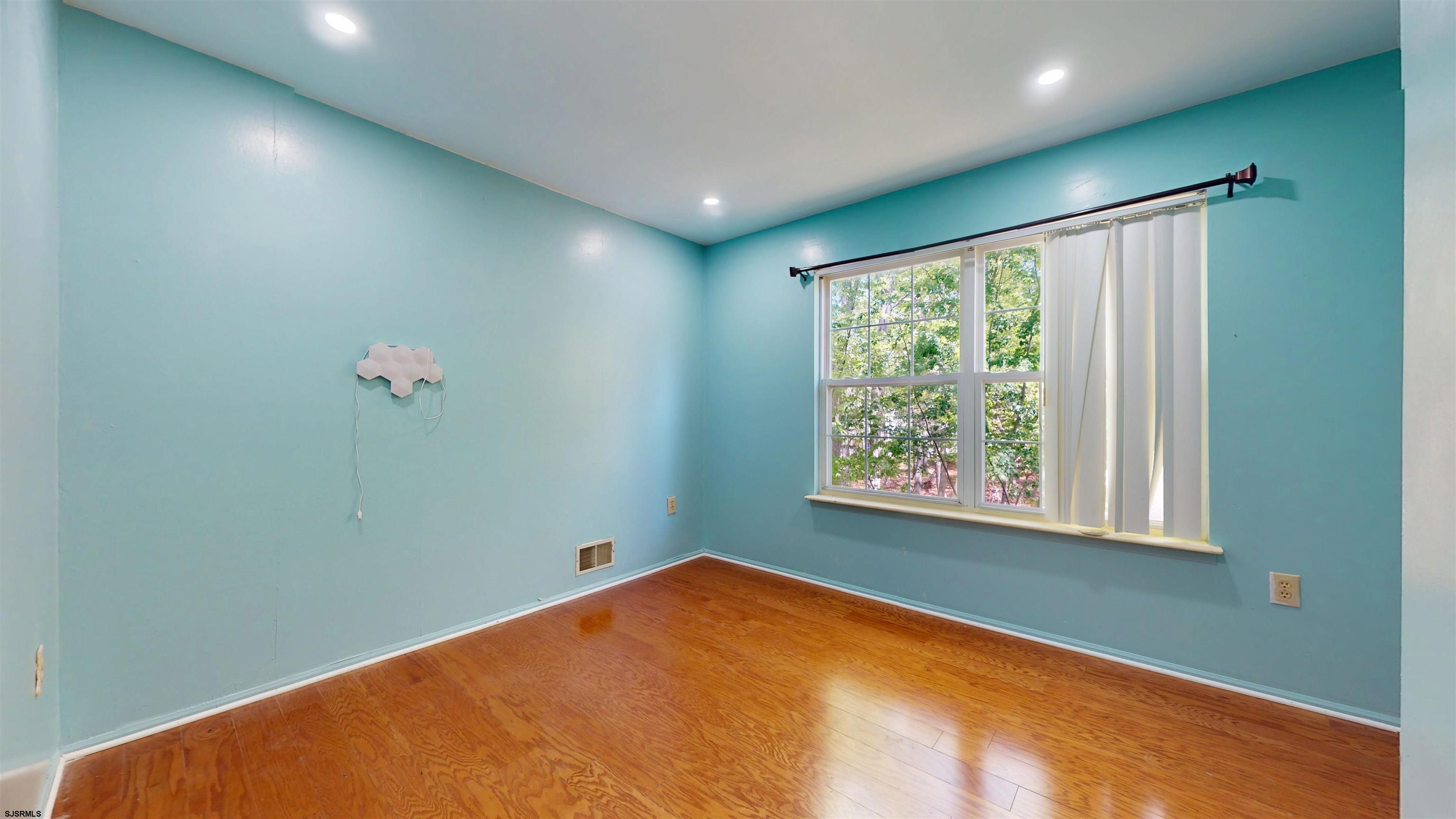 607871 | Photo 25