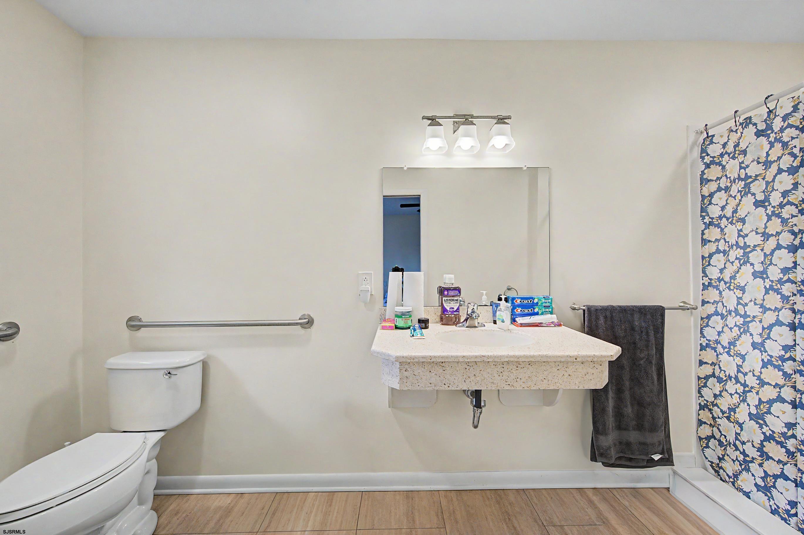 607910 | Photo 21