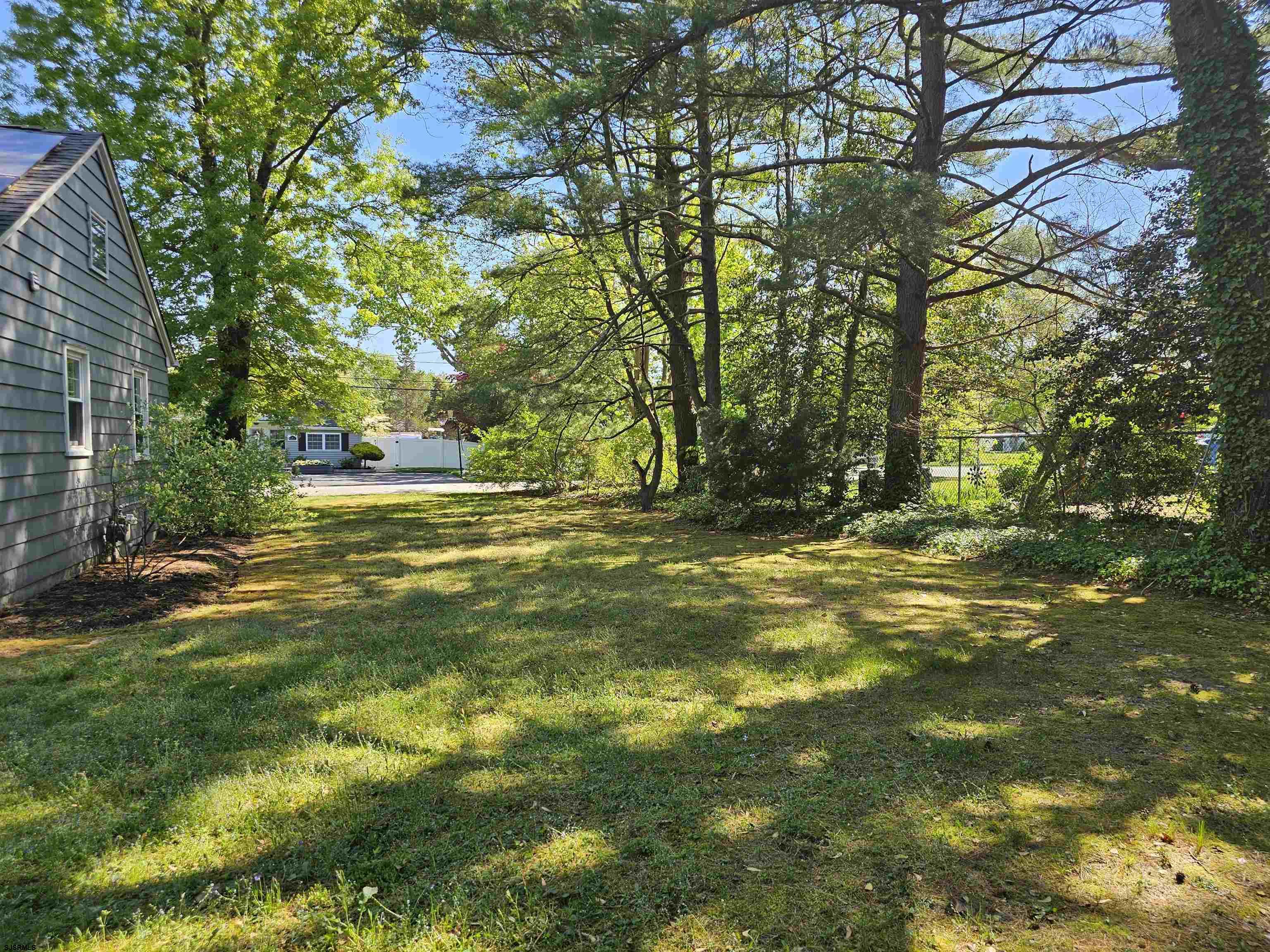 10 Wilkie Blvd