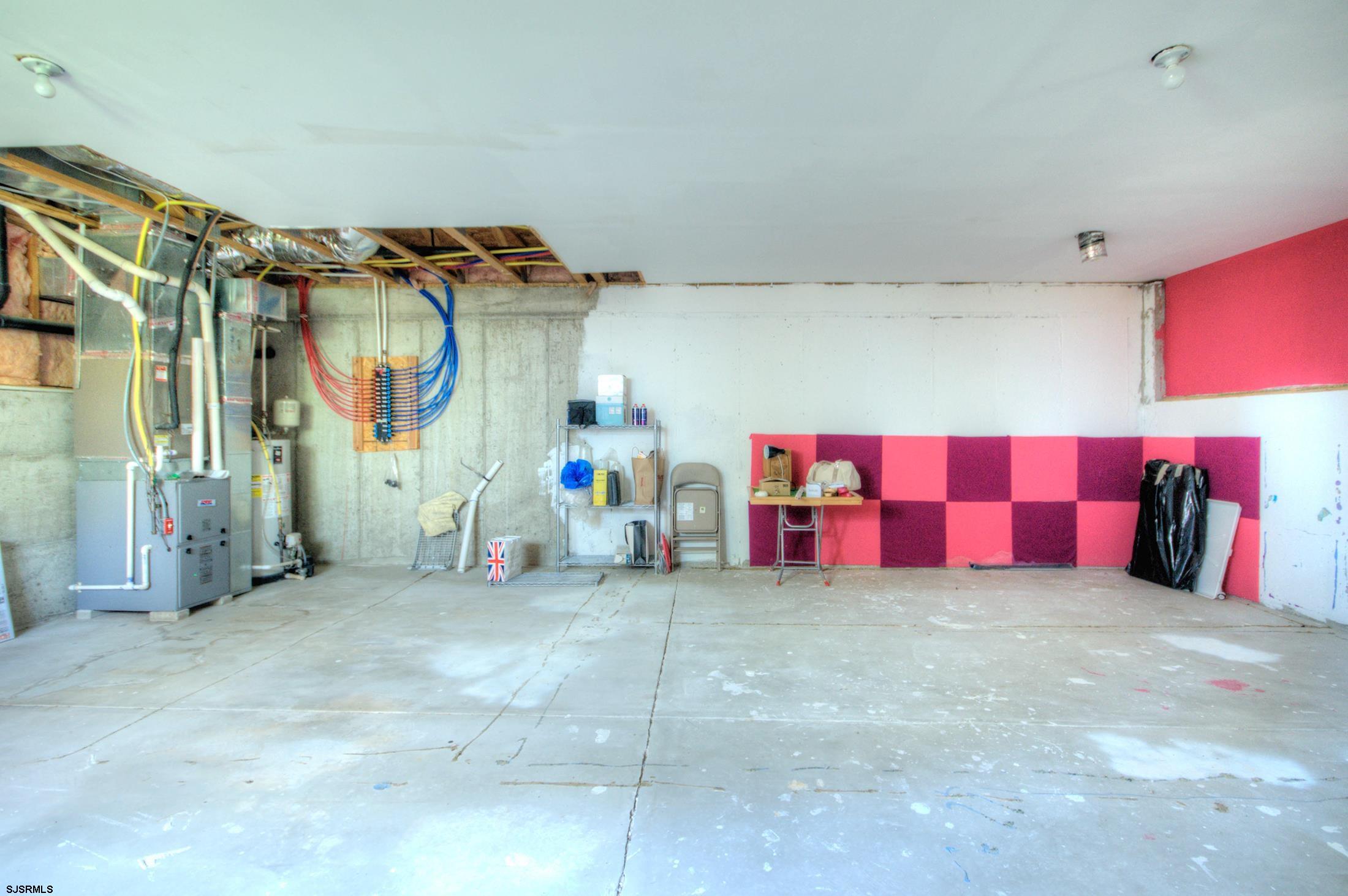 608010 | Photo 22
